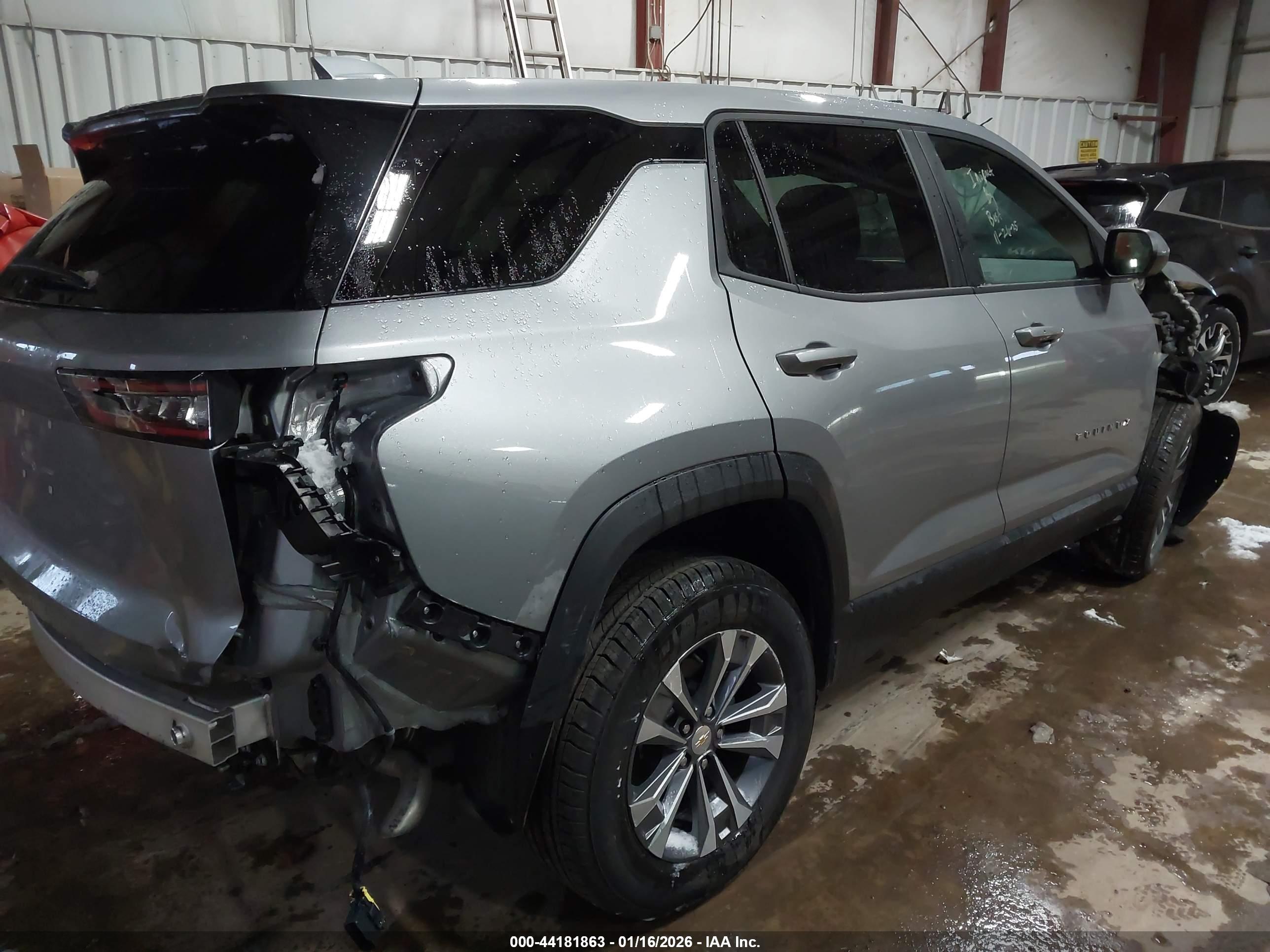 CHEVROLET EQUINOX image 4