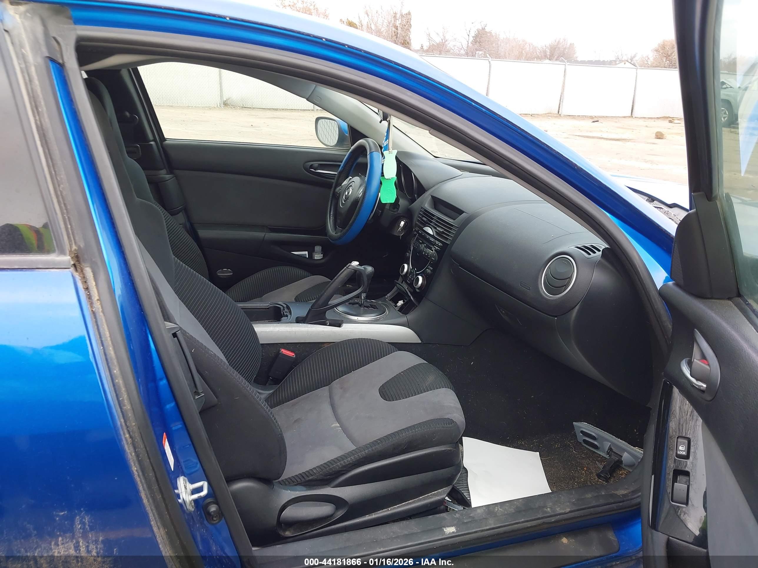 MAZDA RX-8 image 5