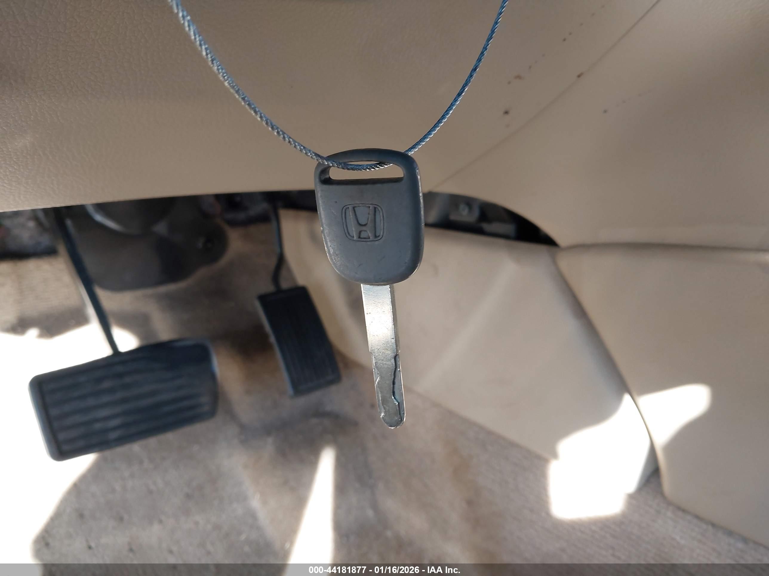 HONDA ACCORD image 11