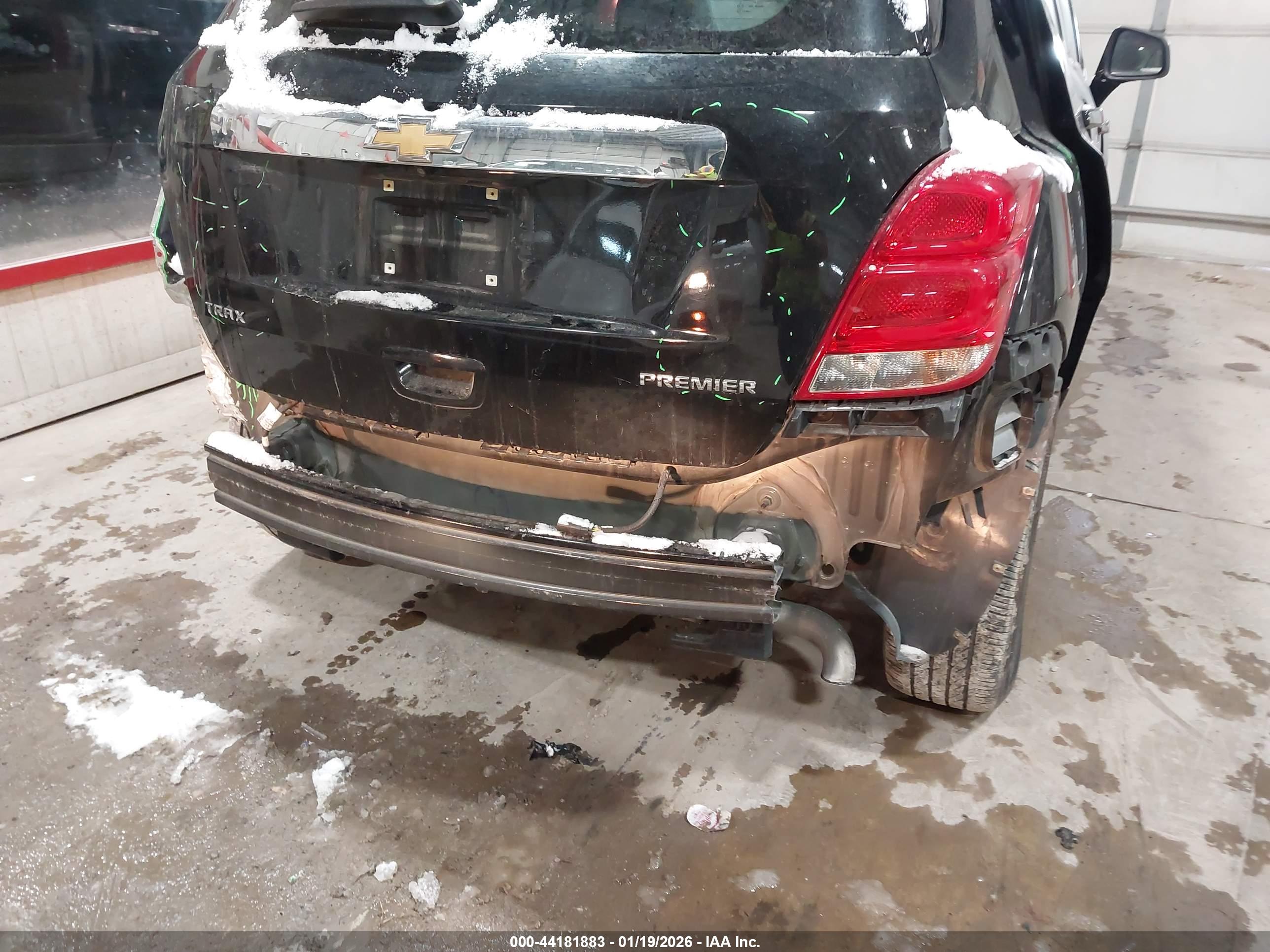 CHEVROLET TRAX image 6