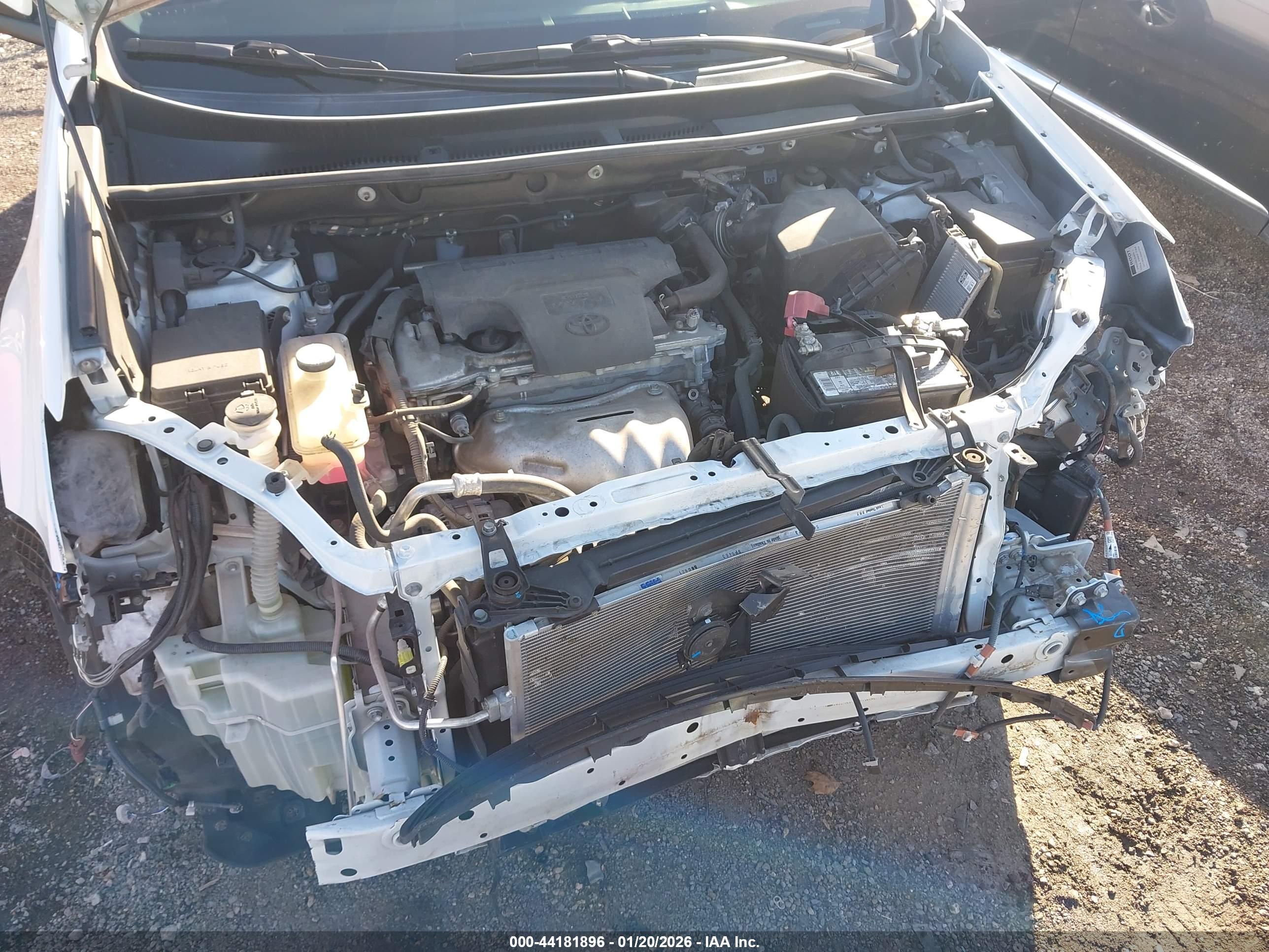 TOYOTA RAV4 image 10