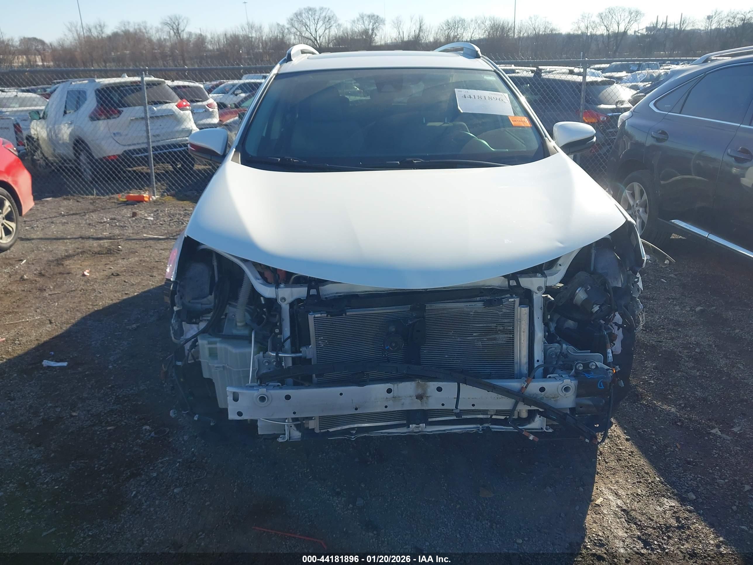TOYOTA RAV4 image 6