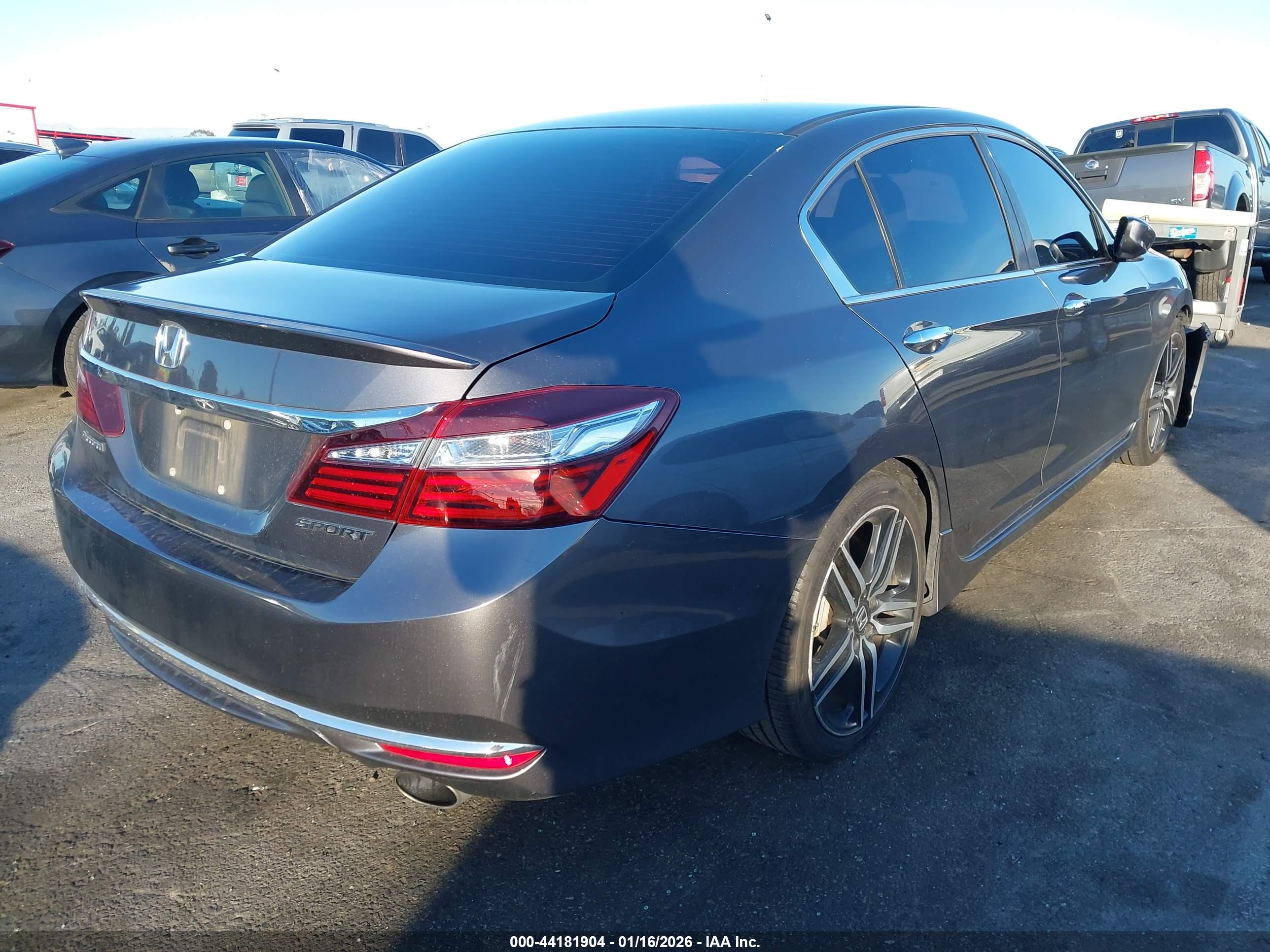HONDA ACCORD image 4