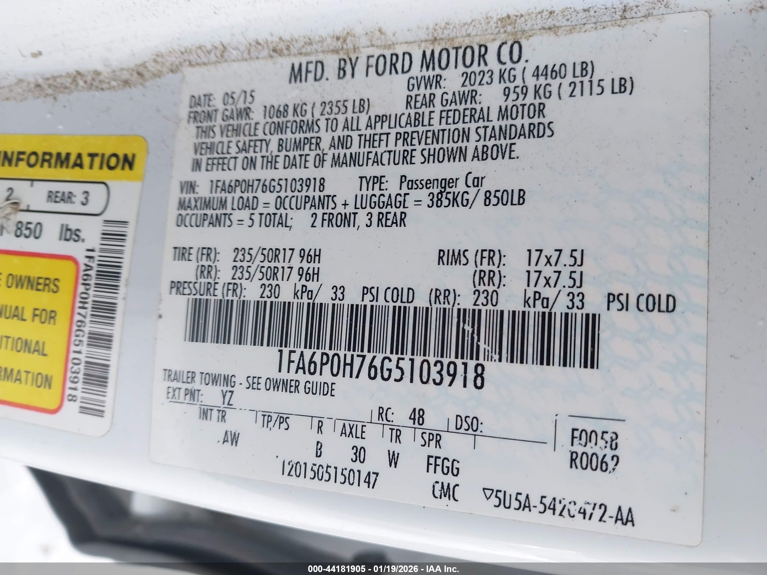 FORD FUSION image 9