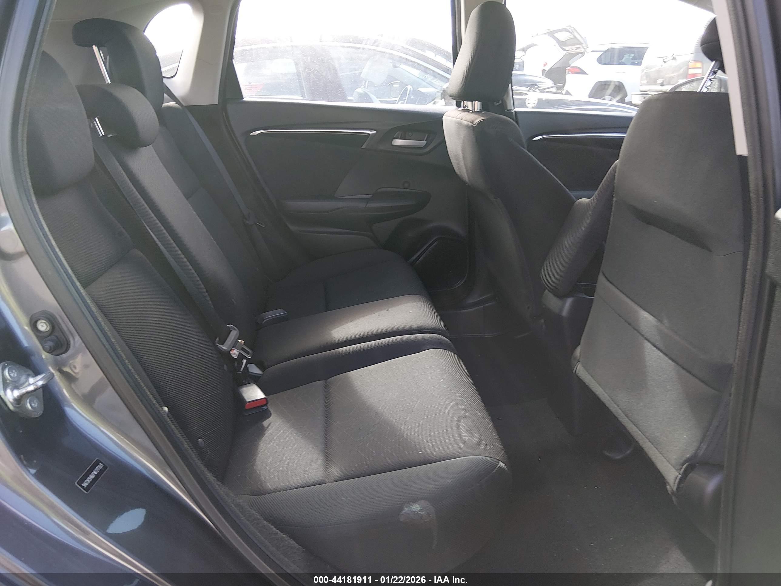 HONDA FIT image 8