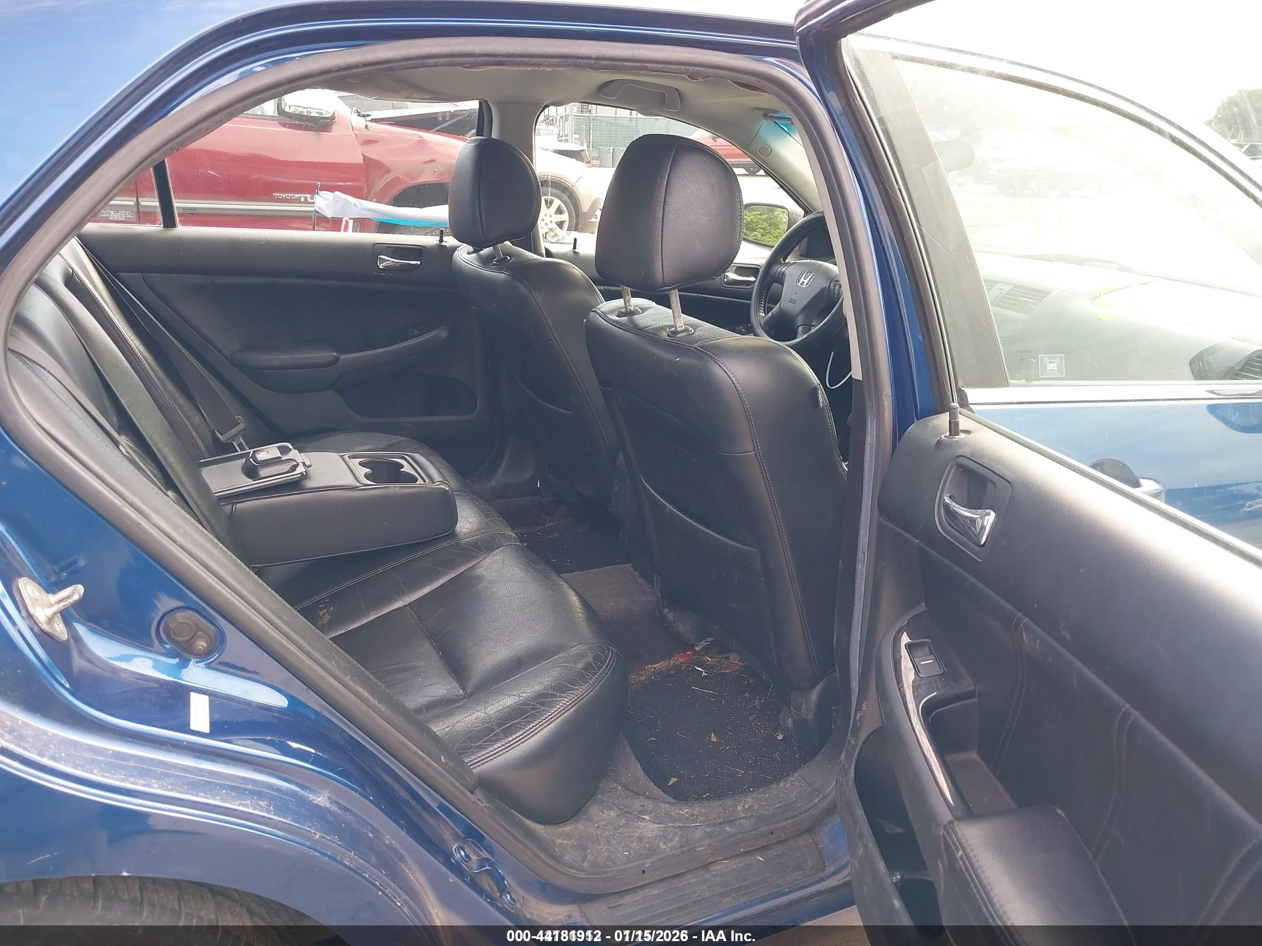 HONDA ACCORD image 8