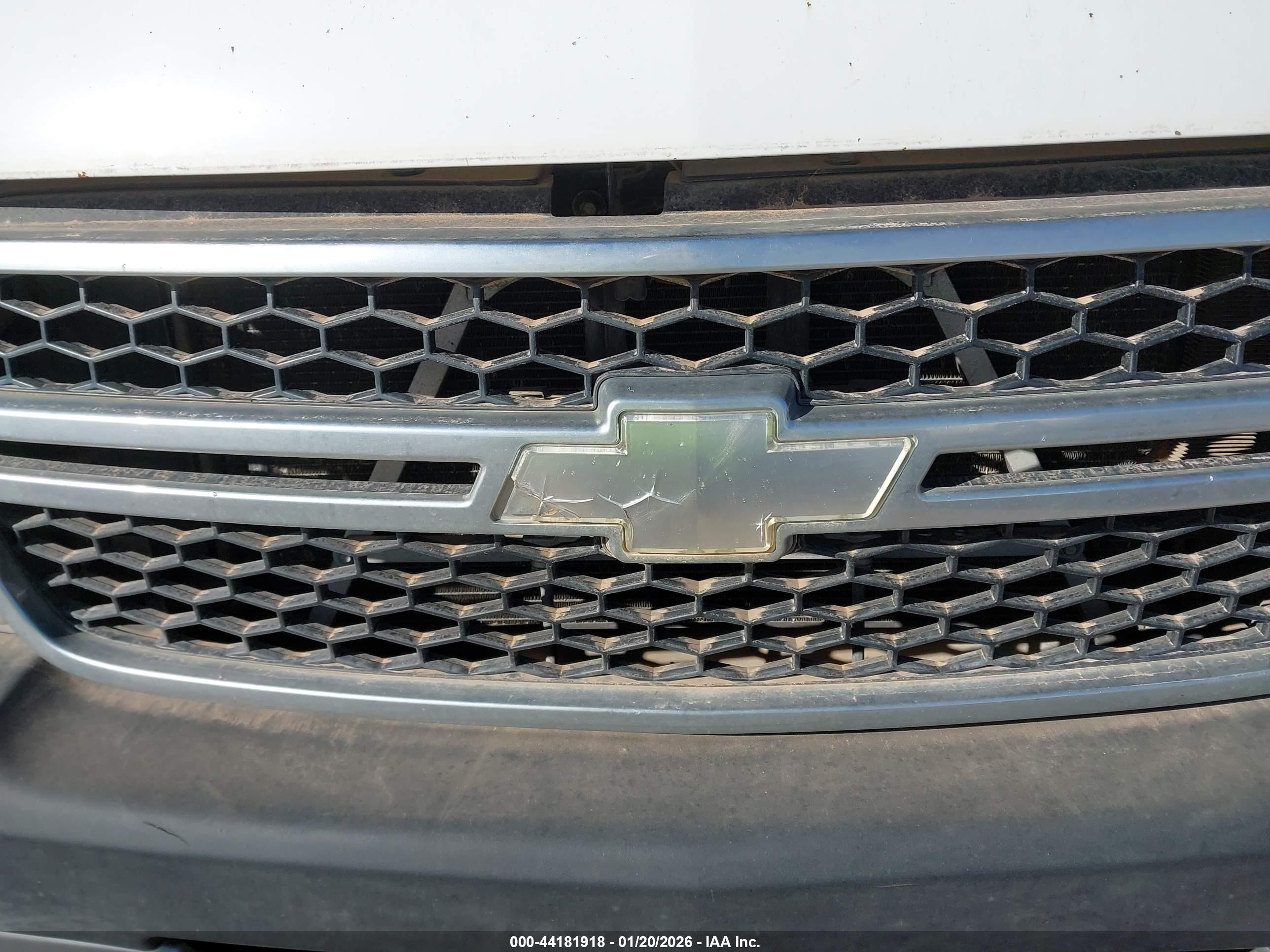 CHEVROLET SILVERADO image 6