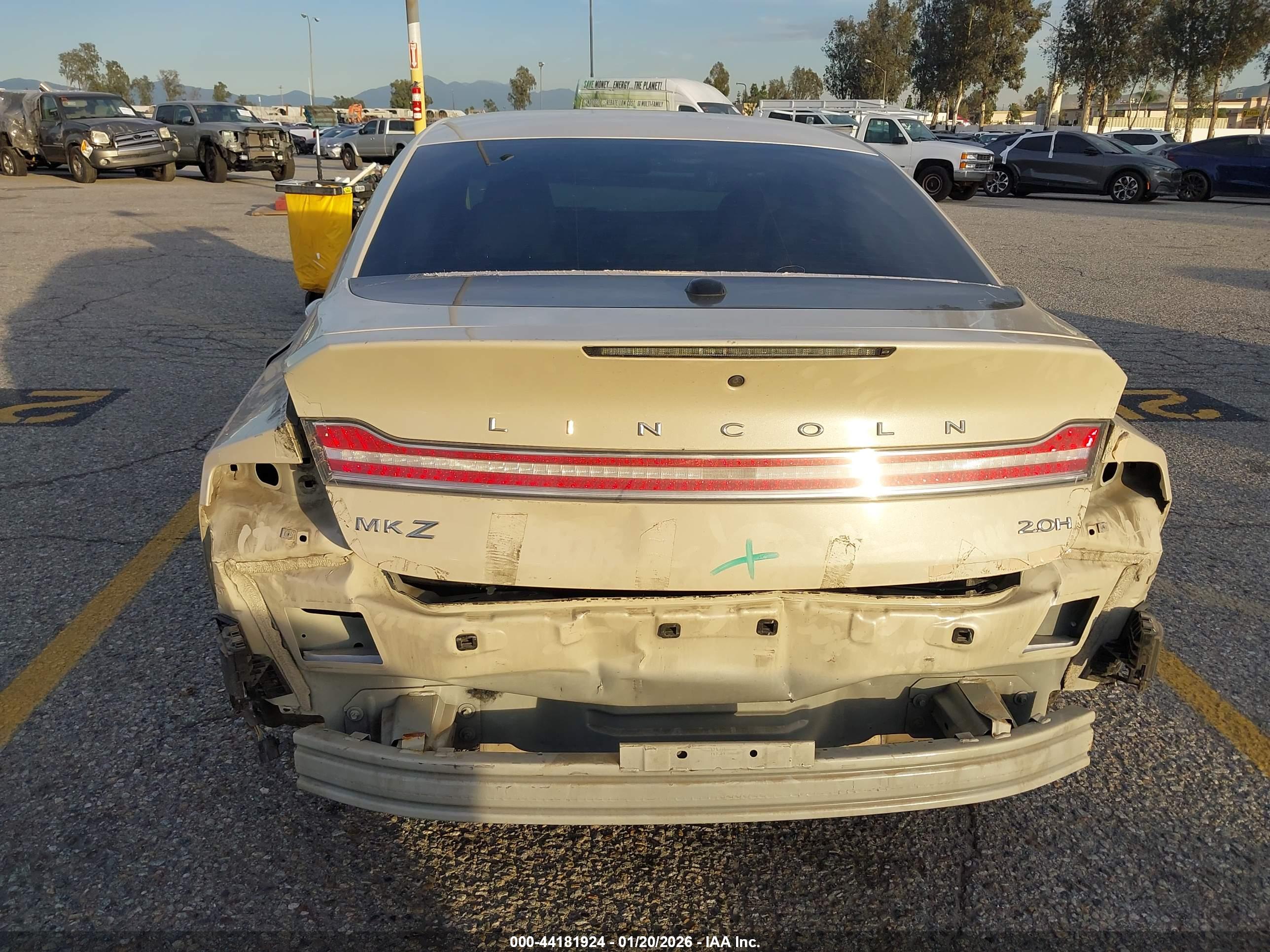 LINCOLN MKZ image 6