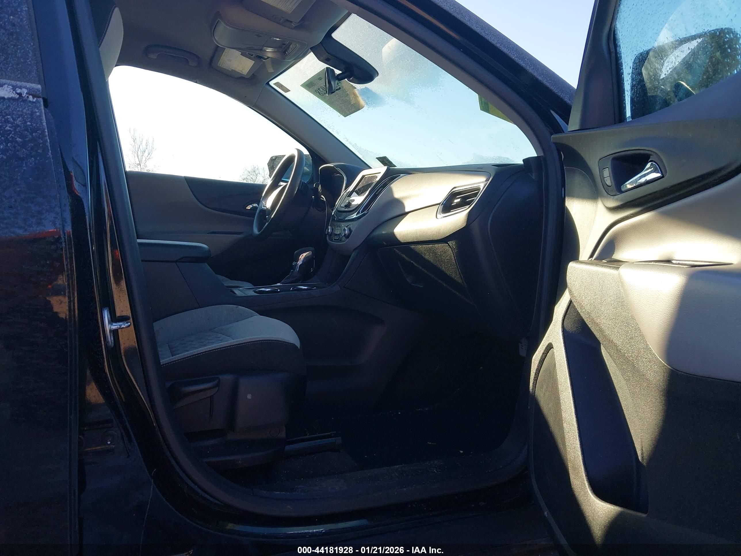 CHEVROLET EQUINOX image 5