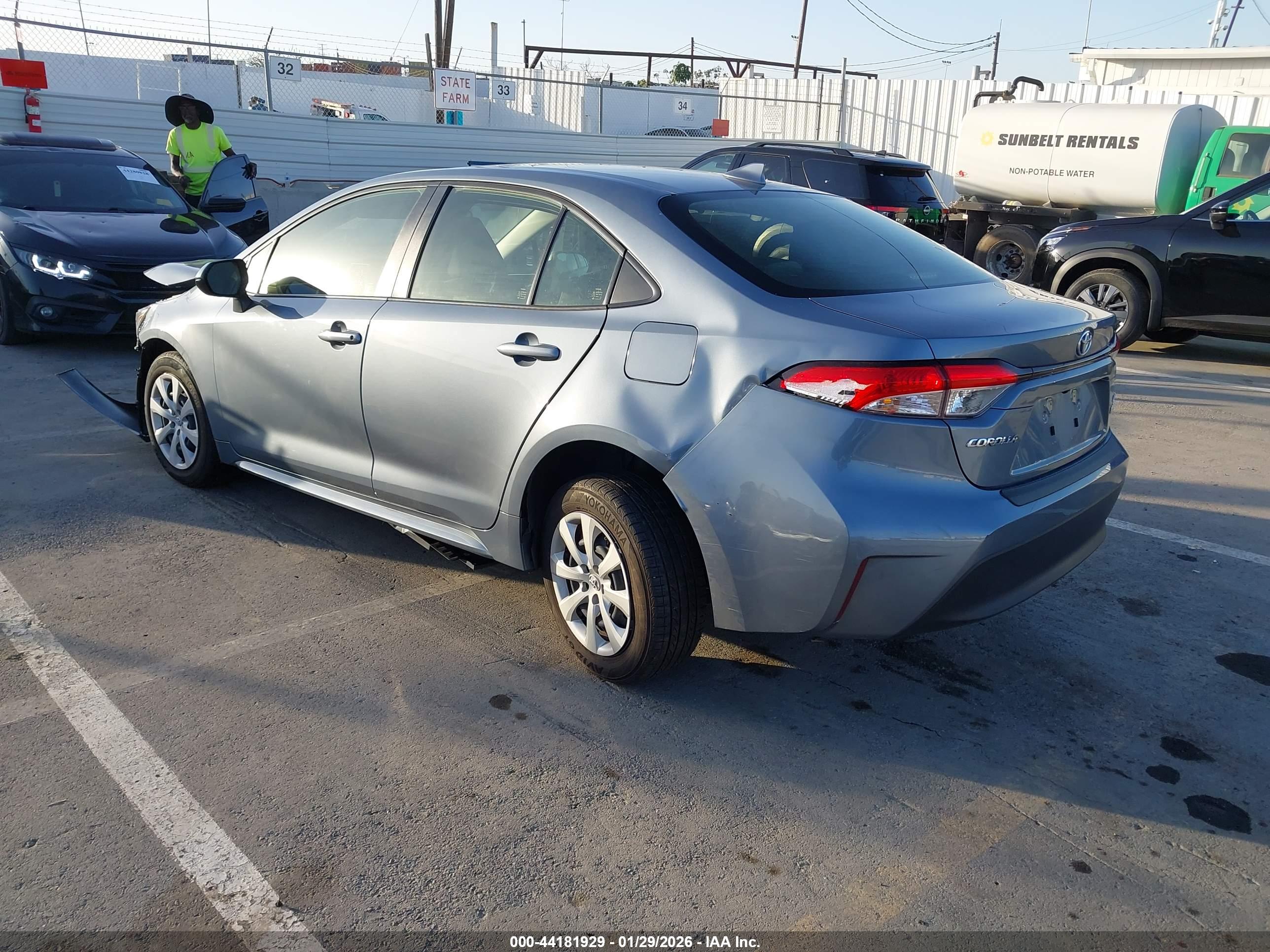 TOYOTA COROLLA image 3