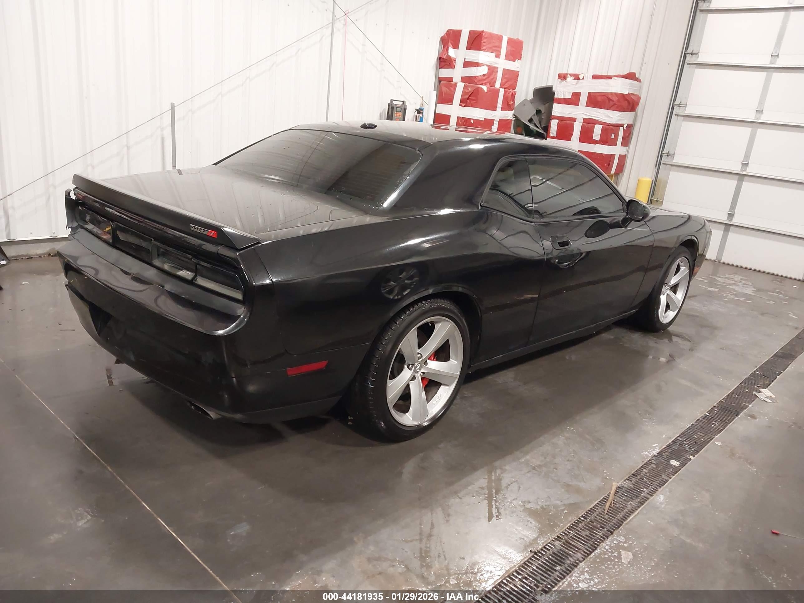 DODGE CHALLENGER image 4