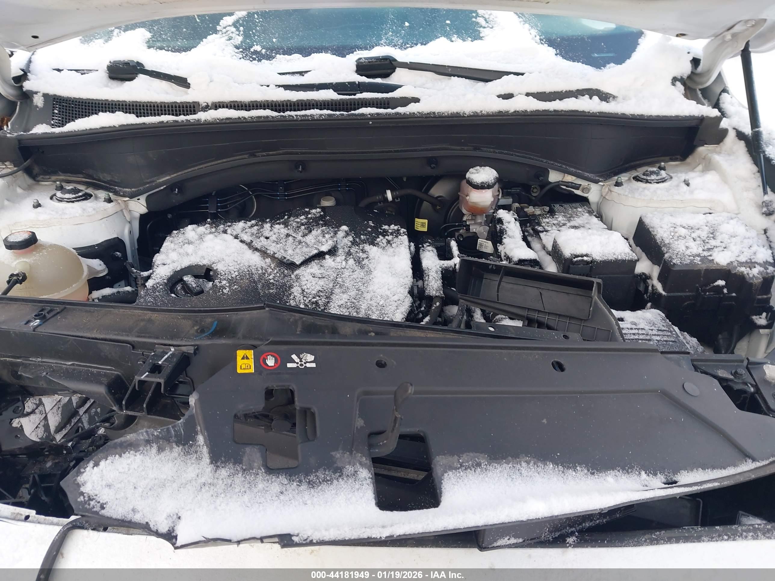 HYUNDAI SANTA image 10