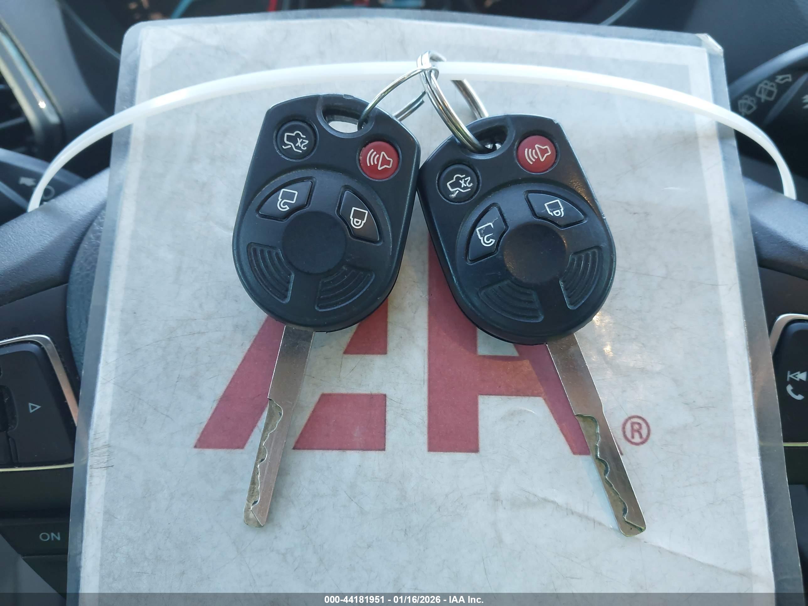 FORD ESCAPE image 11