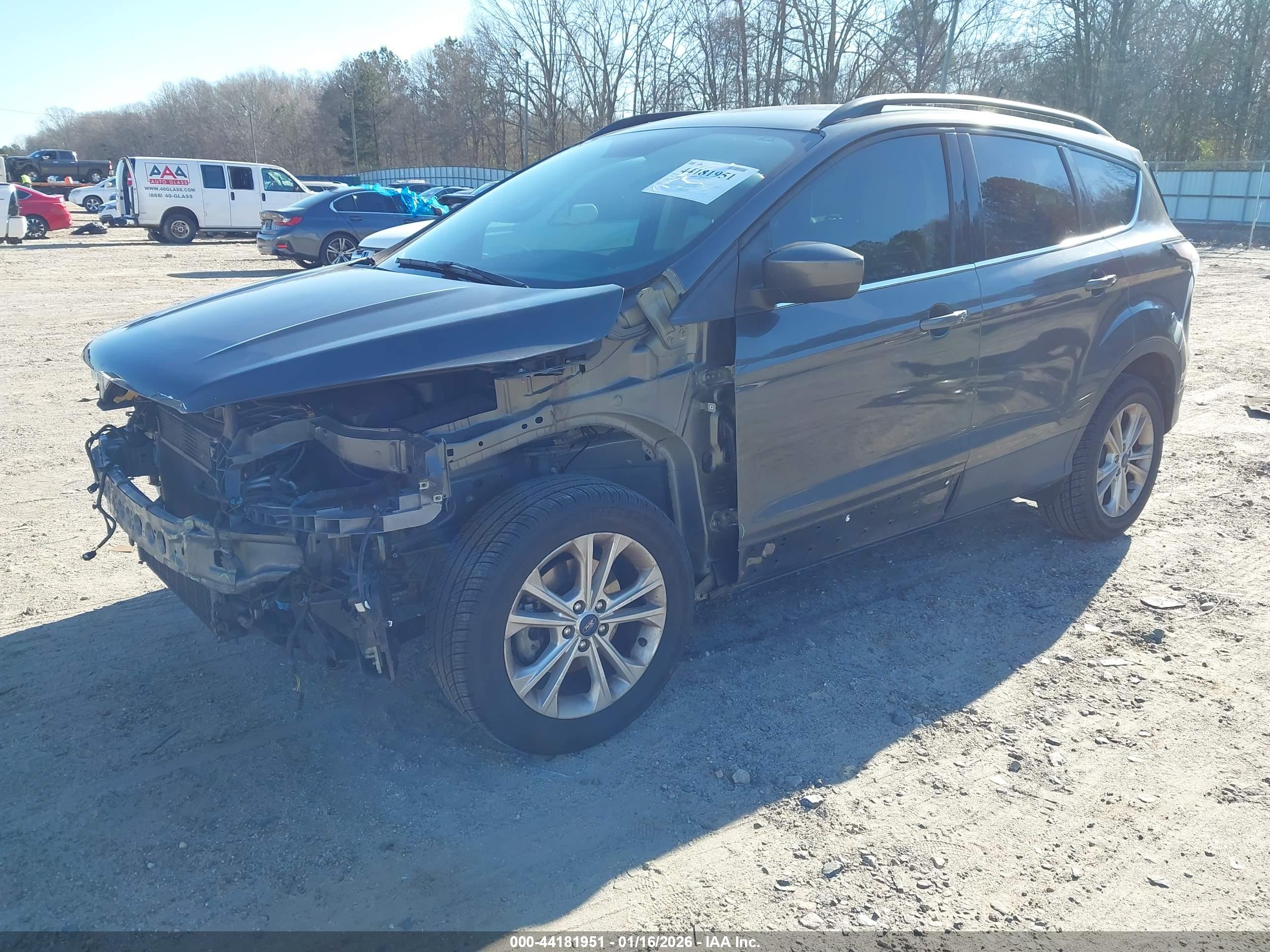 FORD ESCAPE image 2