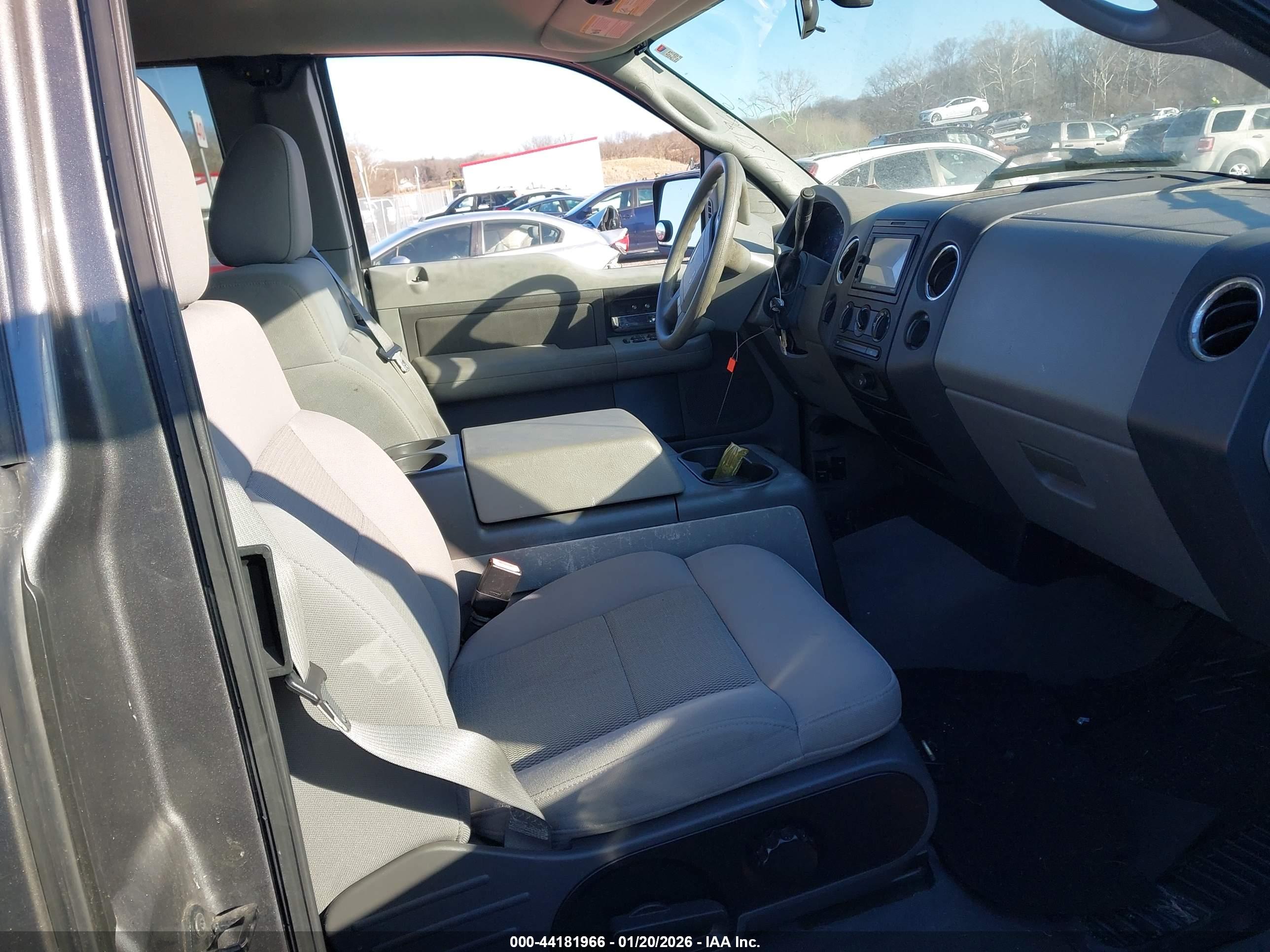 FORD F-150 image 5