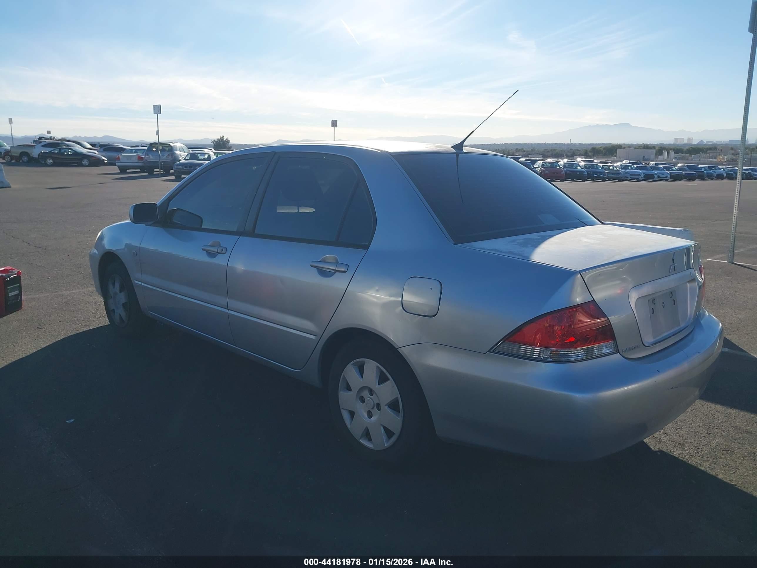 MITSUBISHI LANCER image 3
