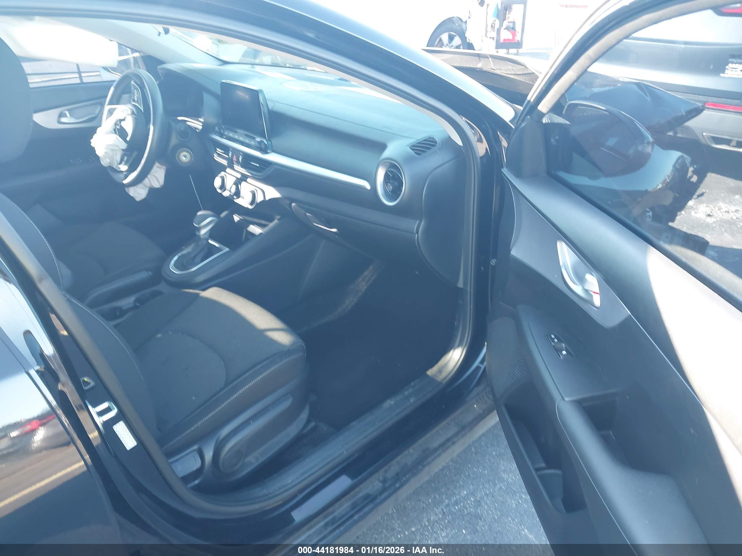 KIA FORTE image 5