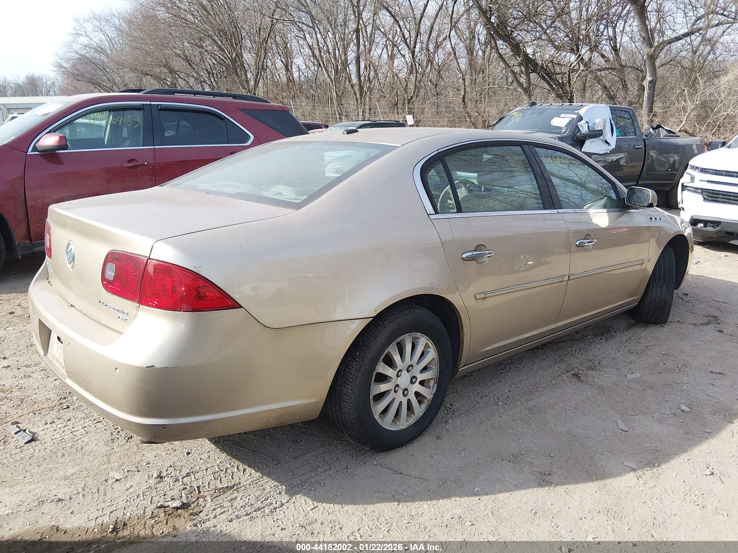 BUICK LUCERNE image 4