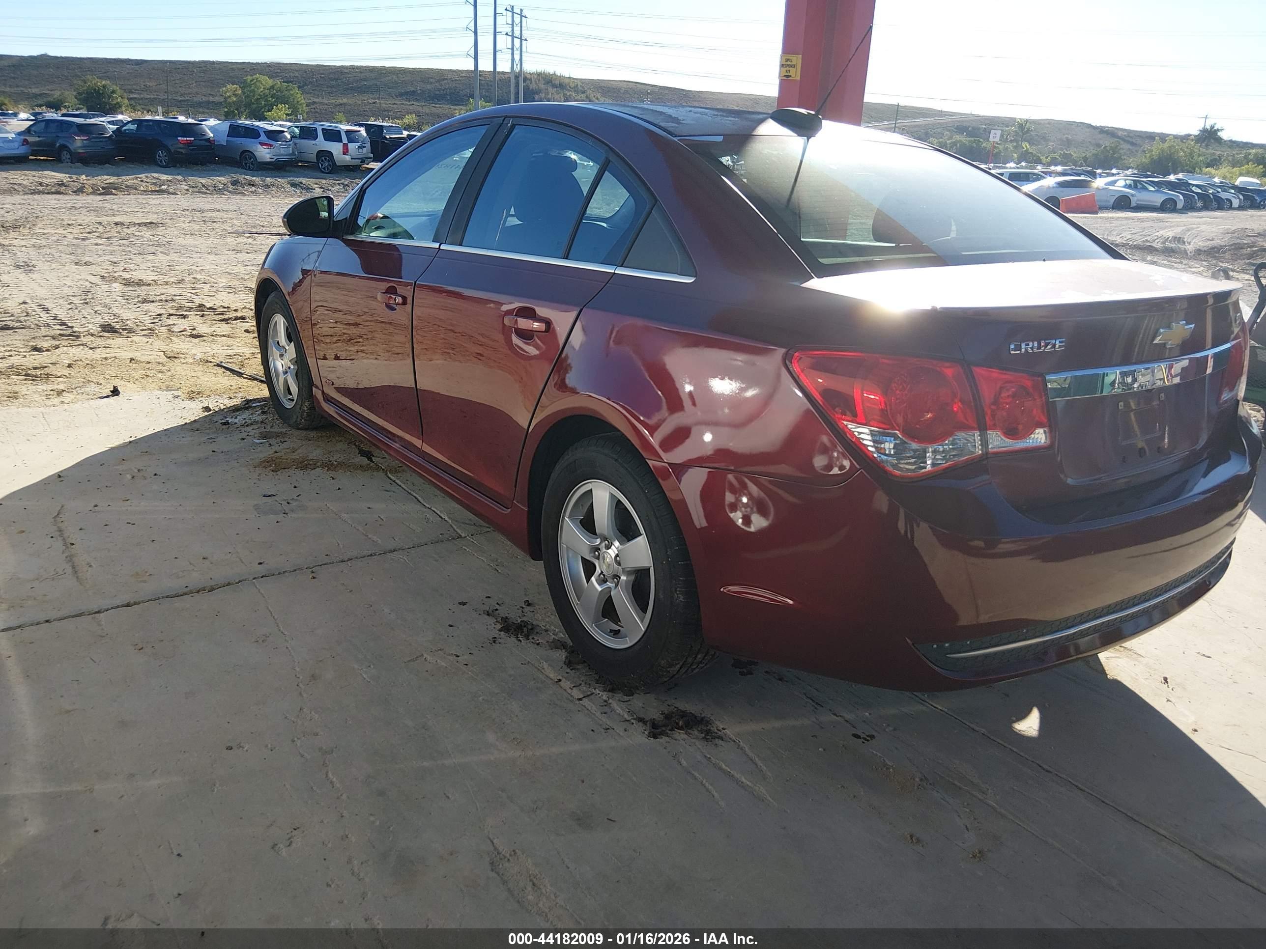 CHEVROLET CRUZE image 3