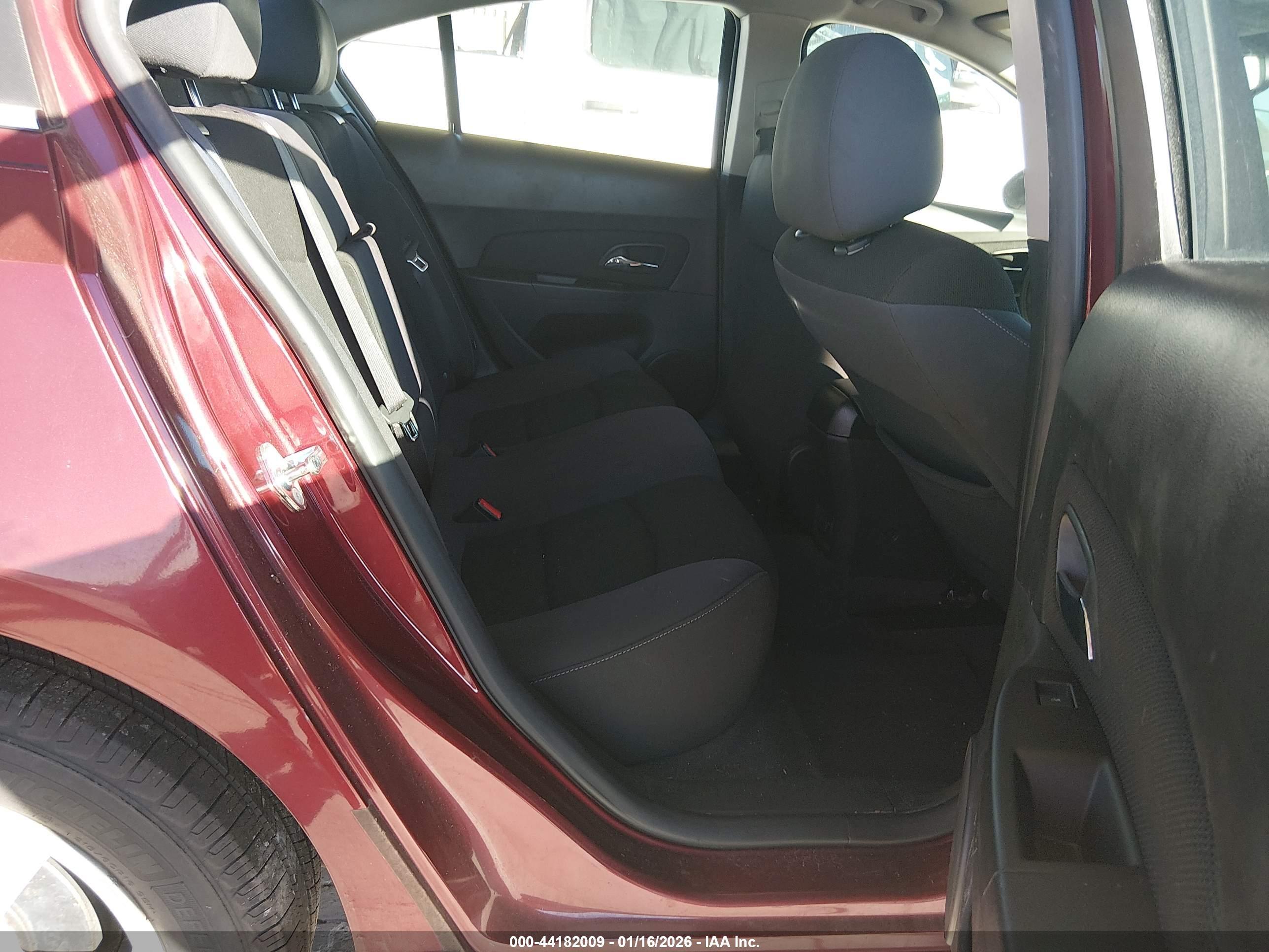 CHEVROLET CRUZE image 8