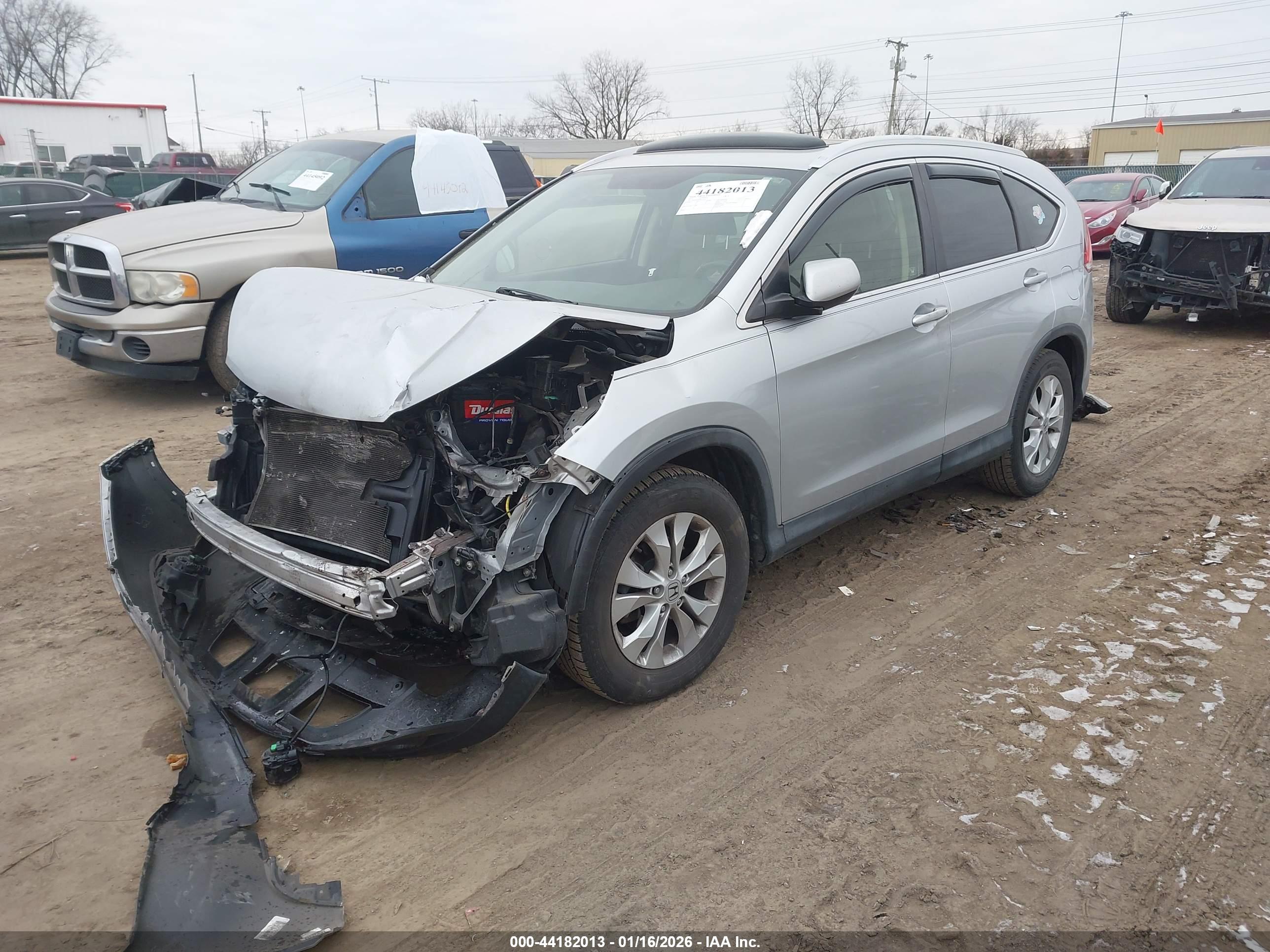 HONDA CR-V image 2