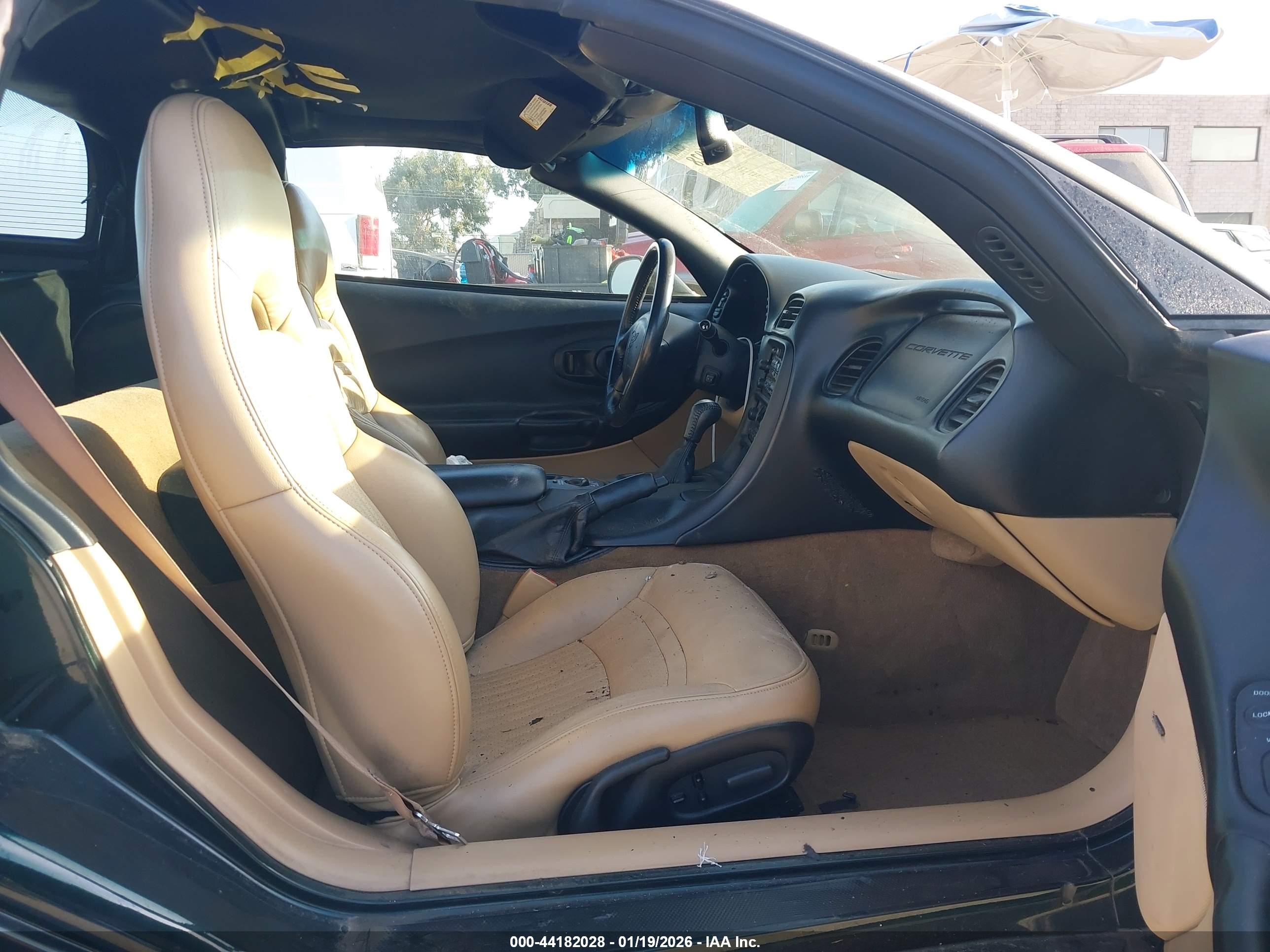 CHEVROLET CORVETTE image 5