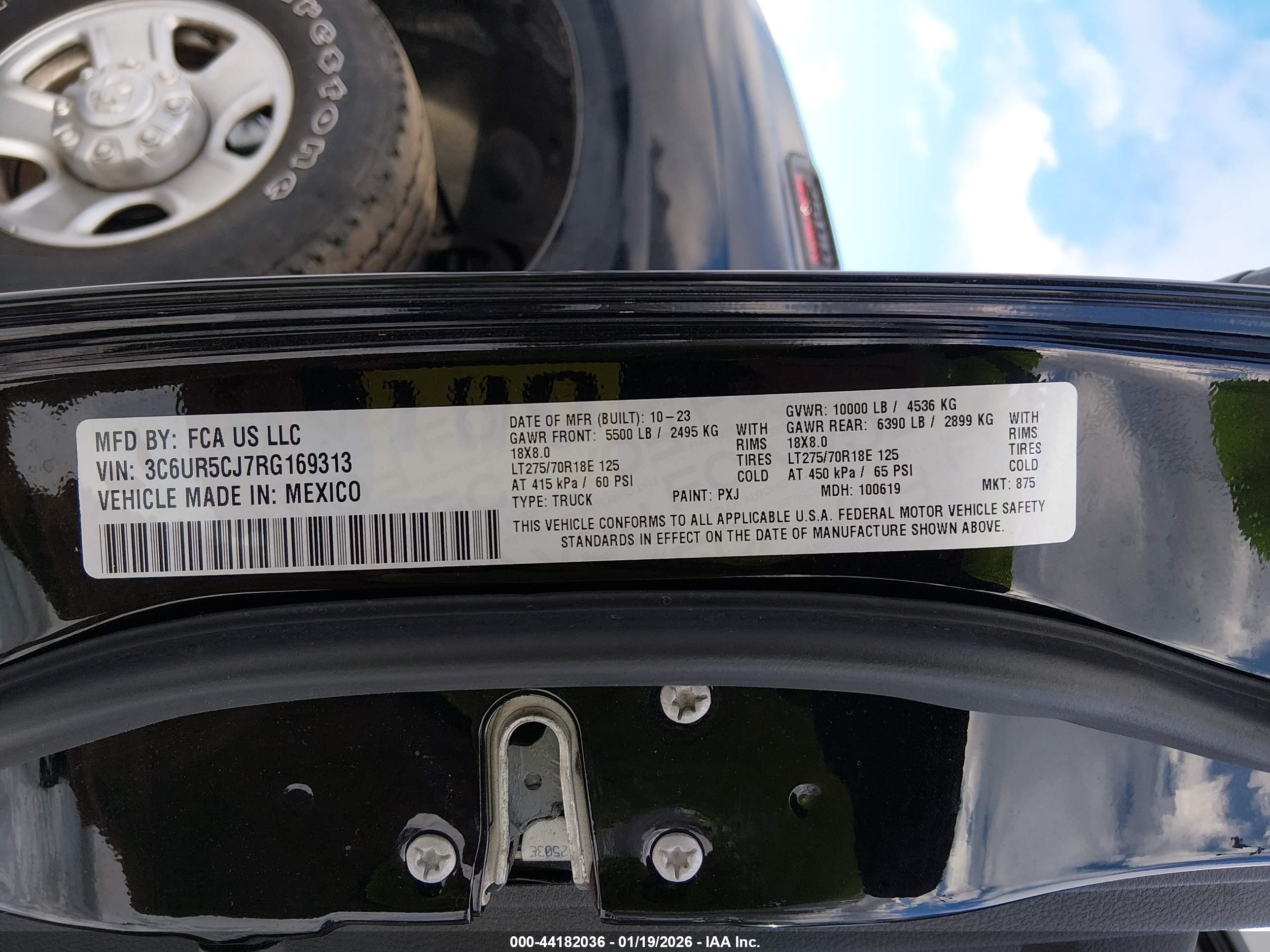 RAM 2500 image 9
