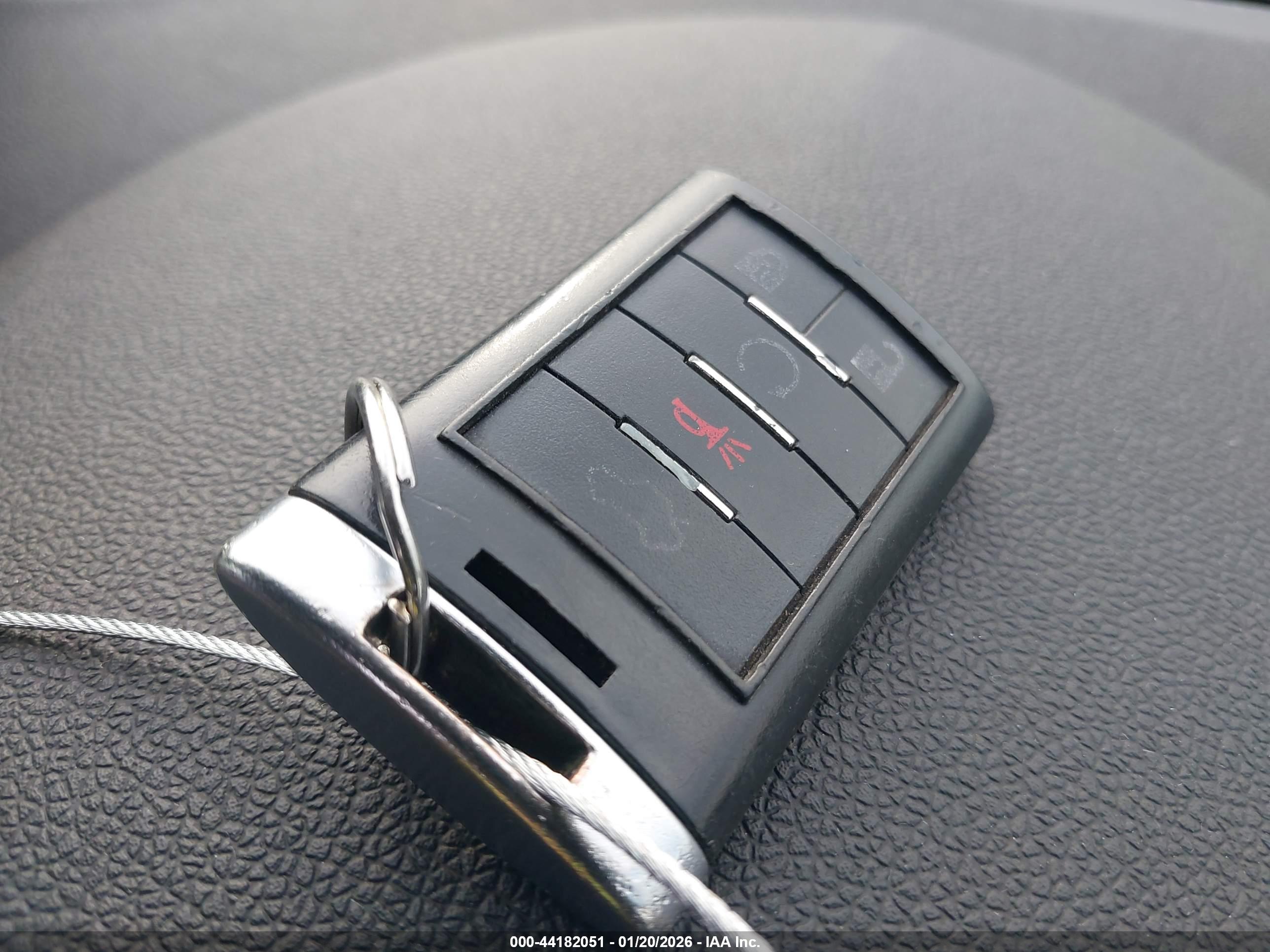 CADILLAC CTS image 11