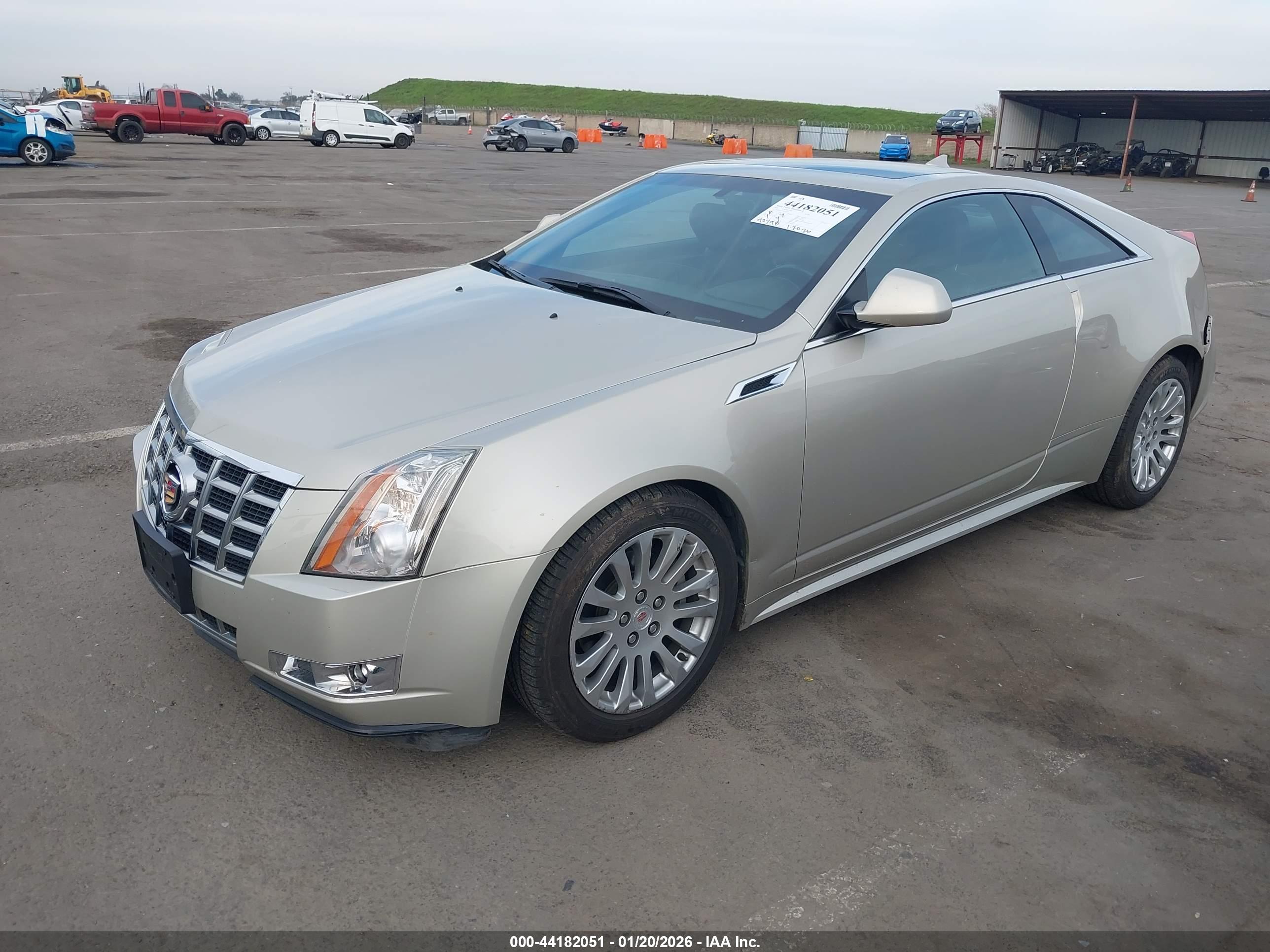 CADILLAC CTS image 2