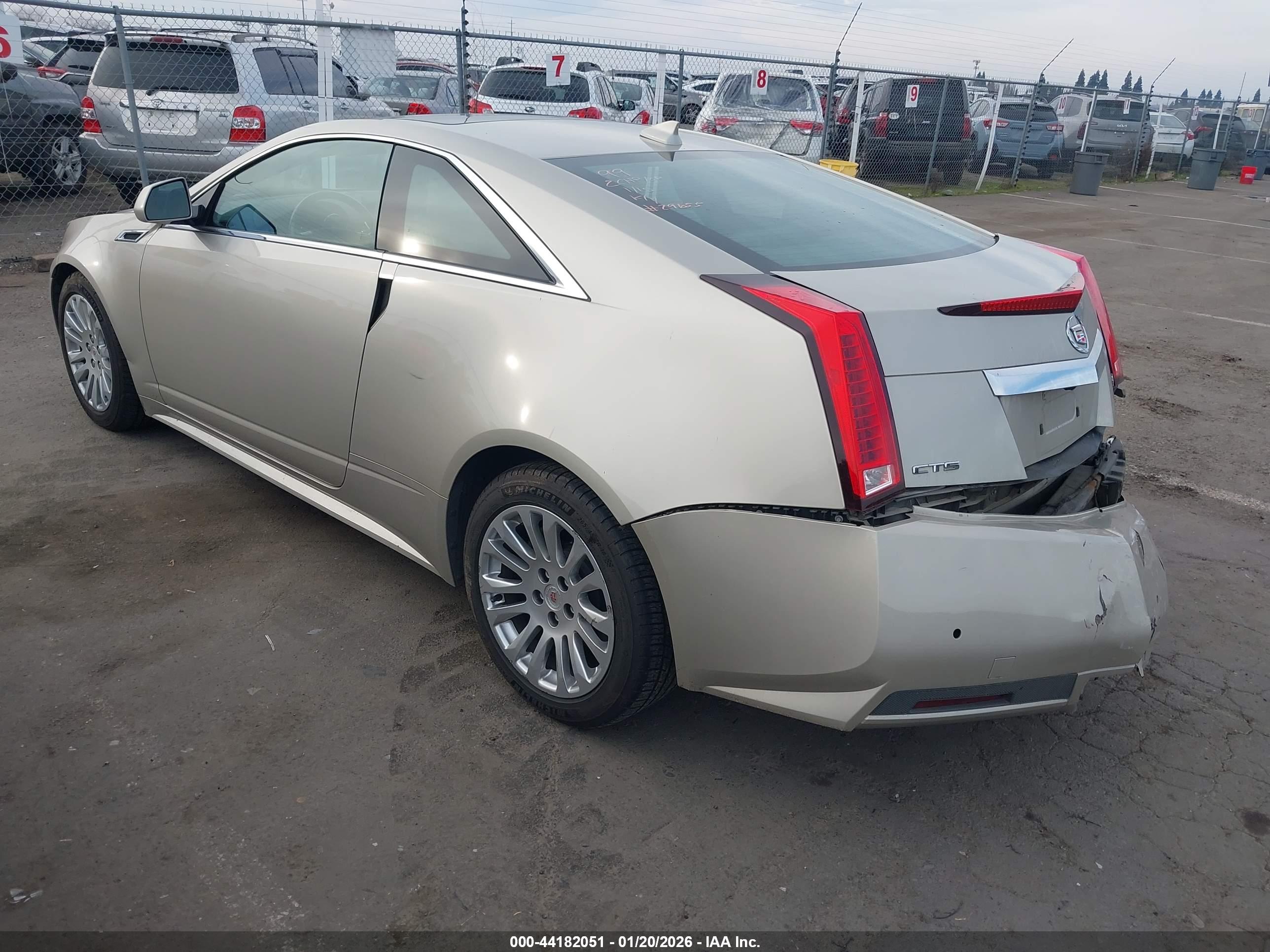 CADILLAC CTS image 3