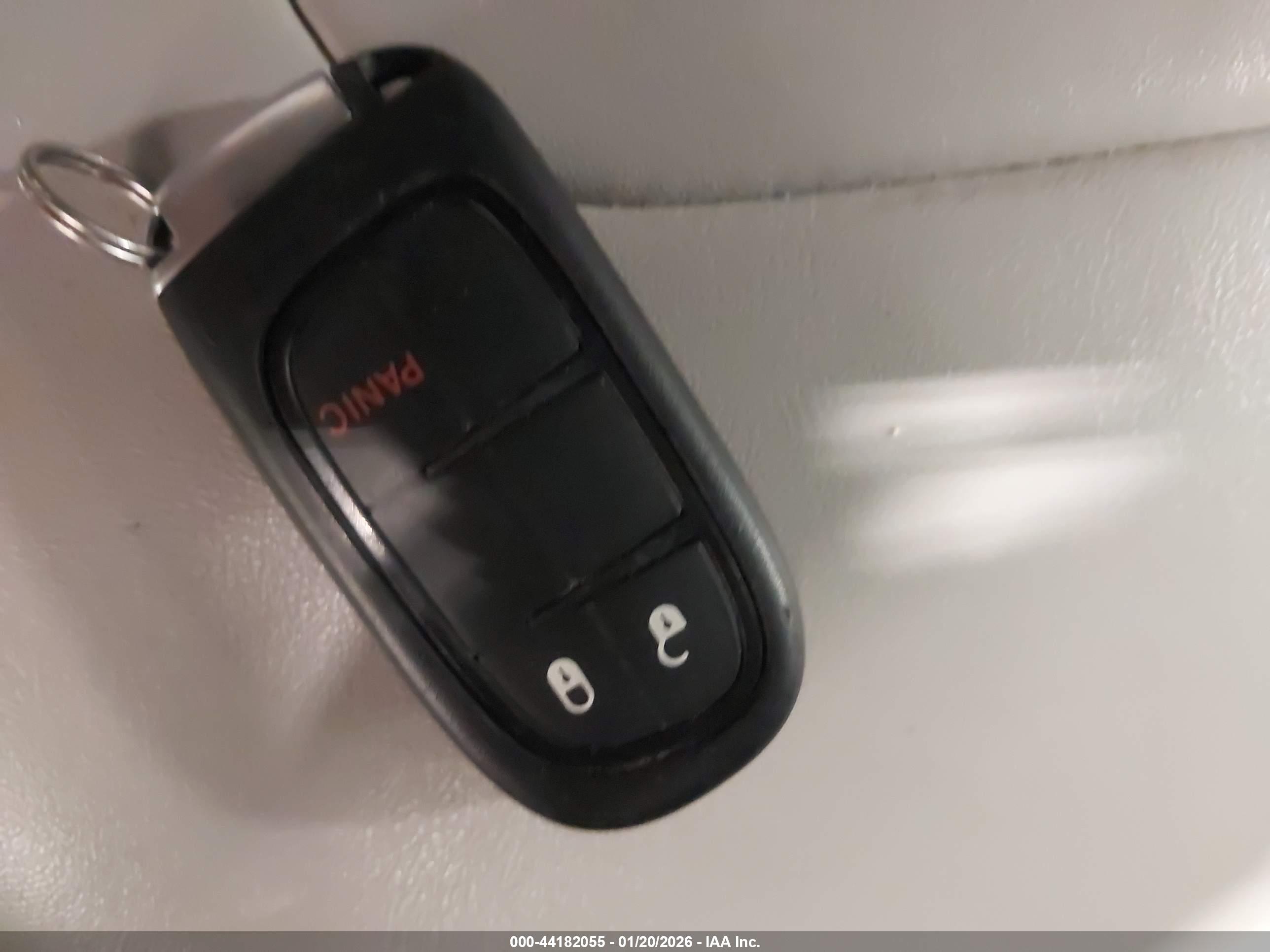JEEP CHEROKEE image 11