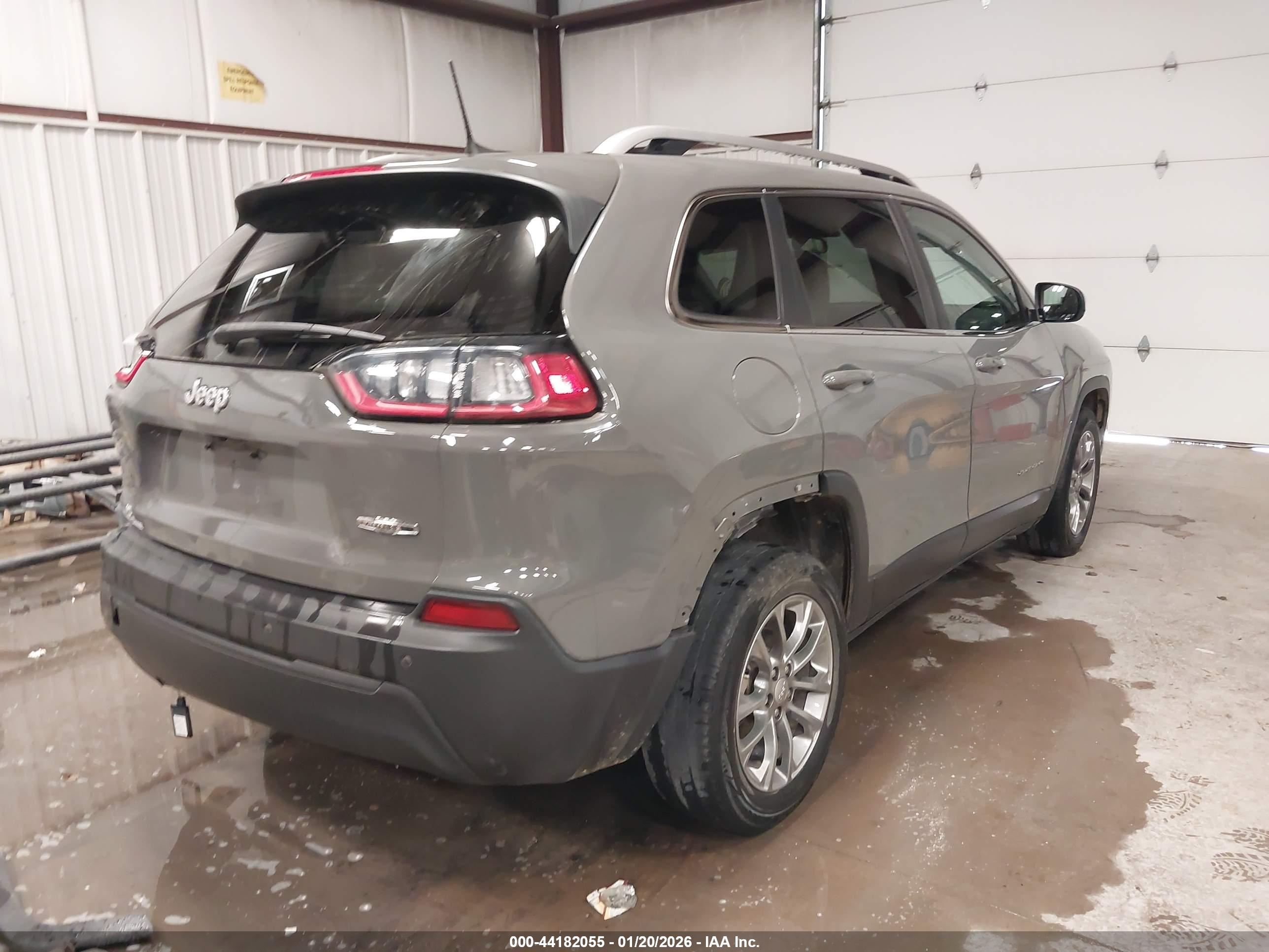 JEEP CHEROKEE image 4