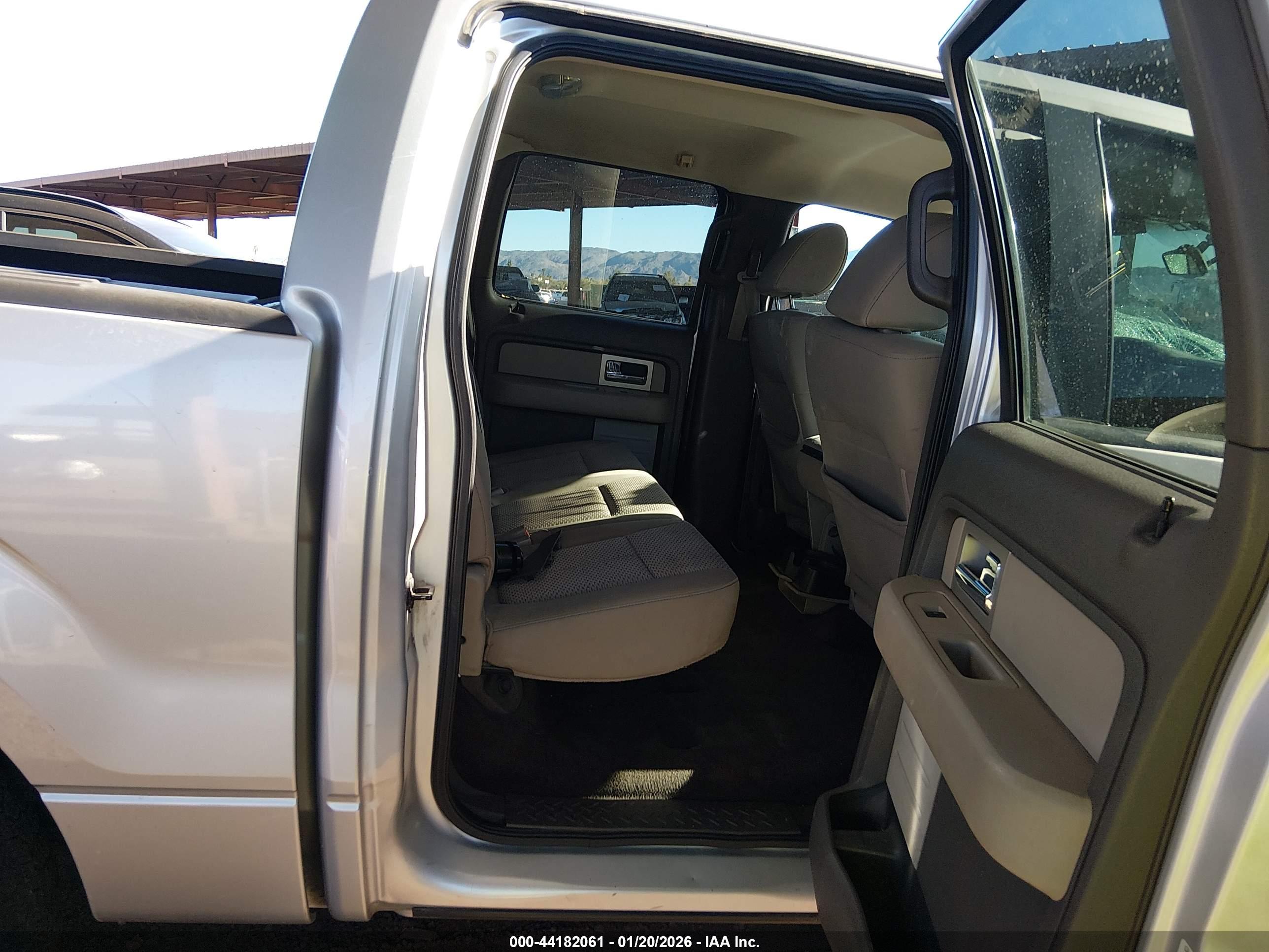 FORD F-150 image 8