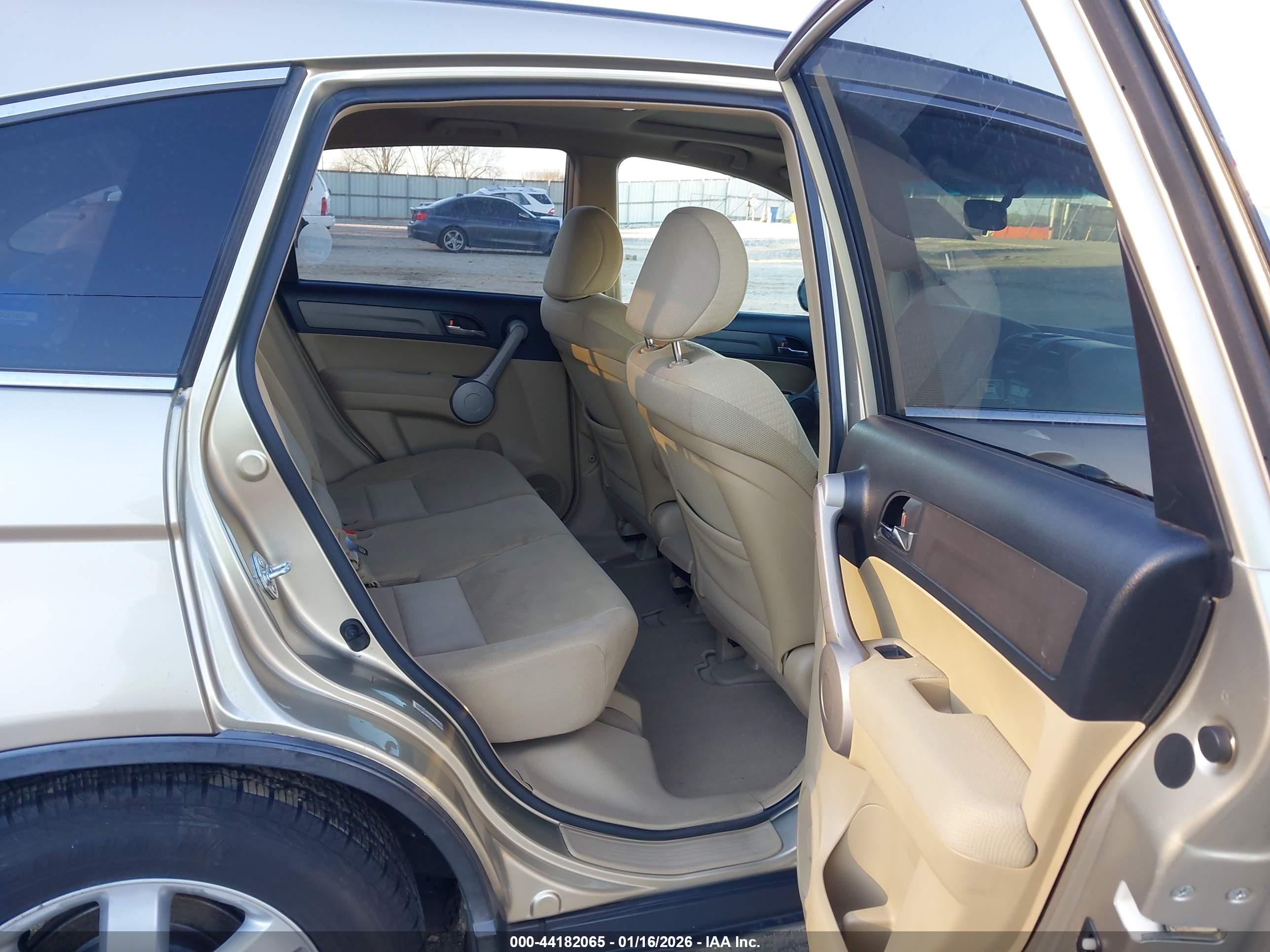 HONDA CR-V image 8