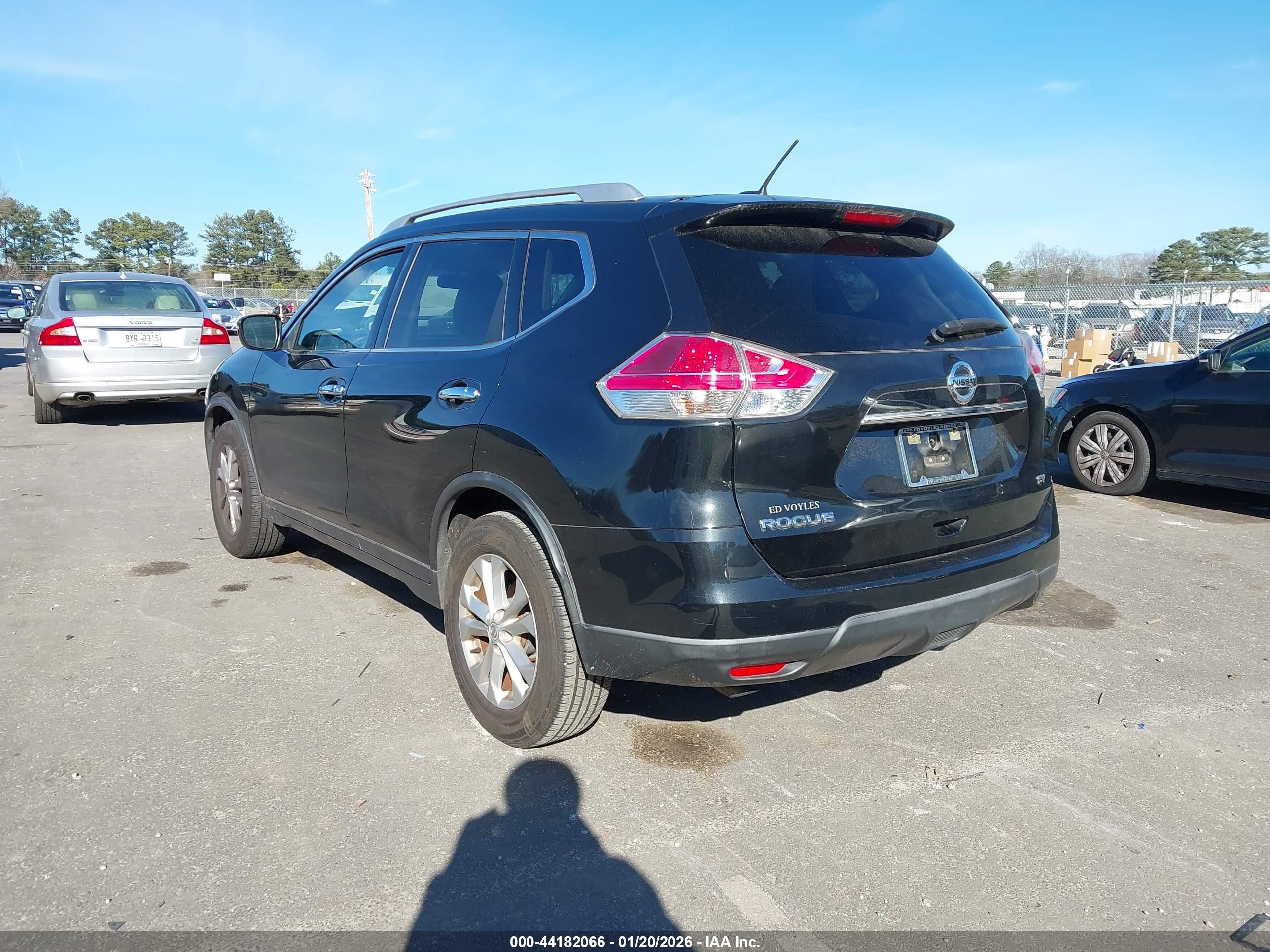 NISSAN ROGUE image 3