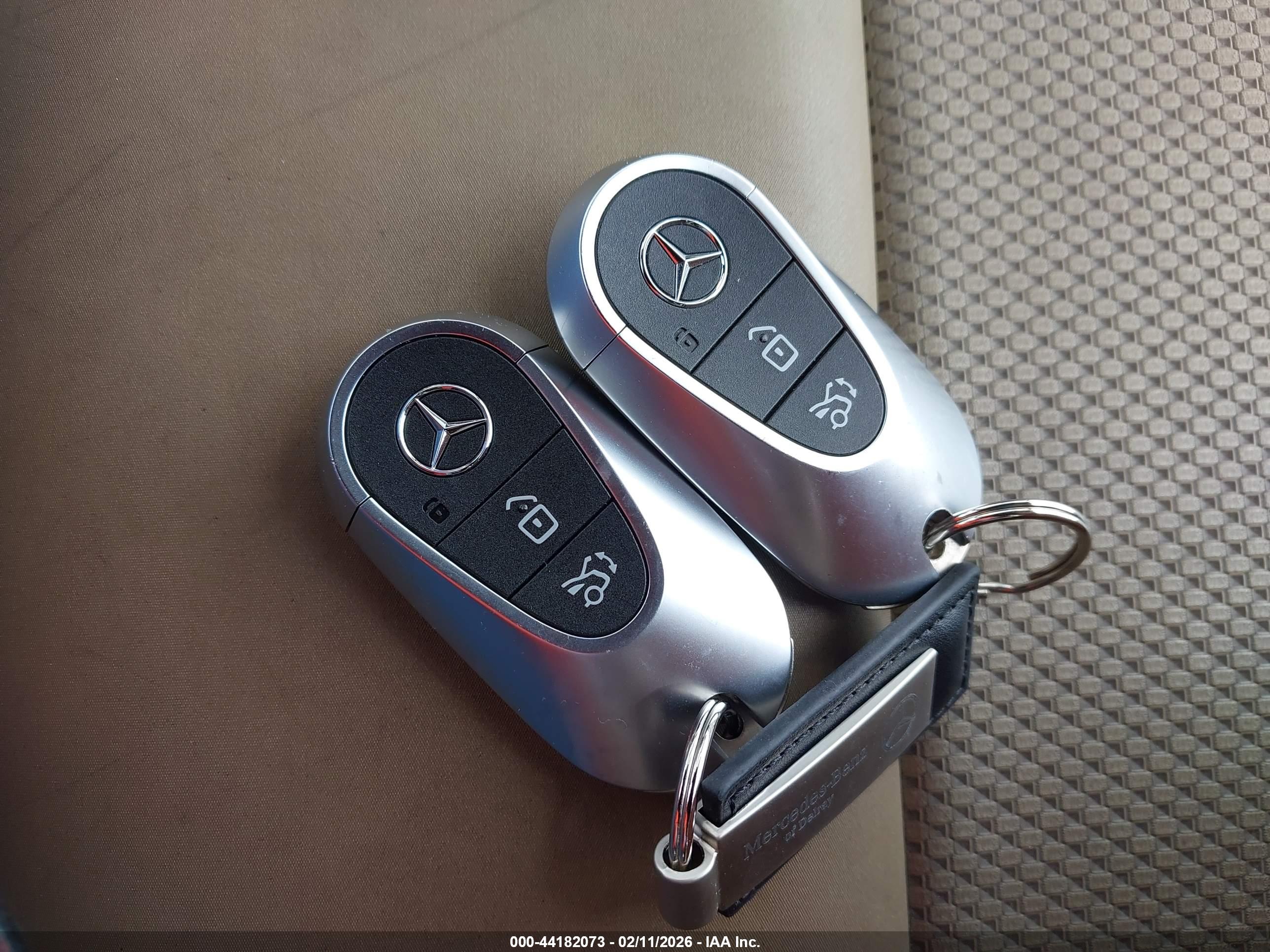 MERCEDES-BENZ CLE image 11