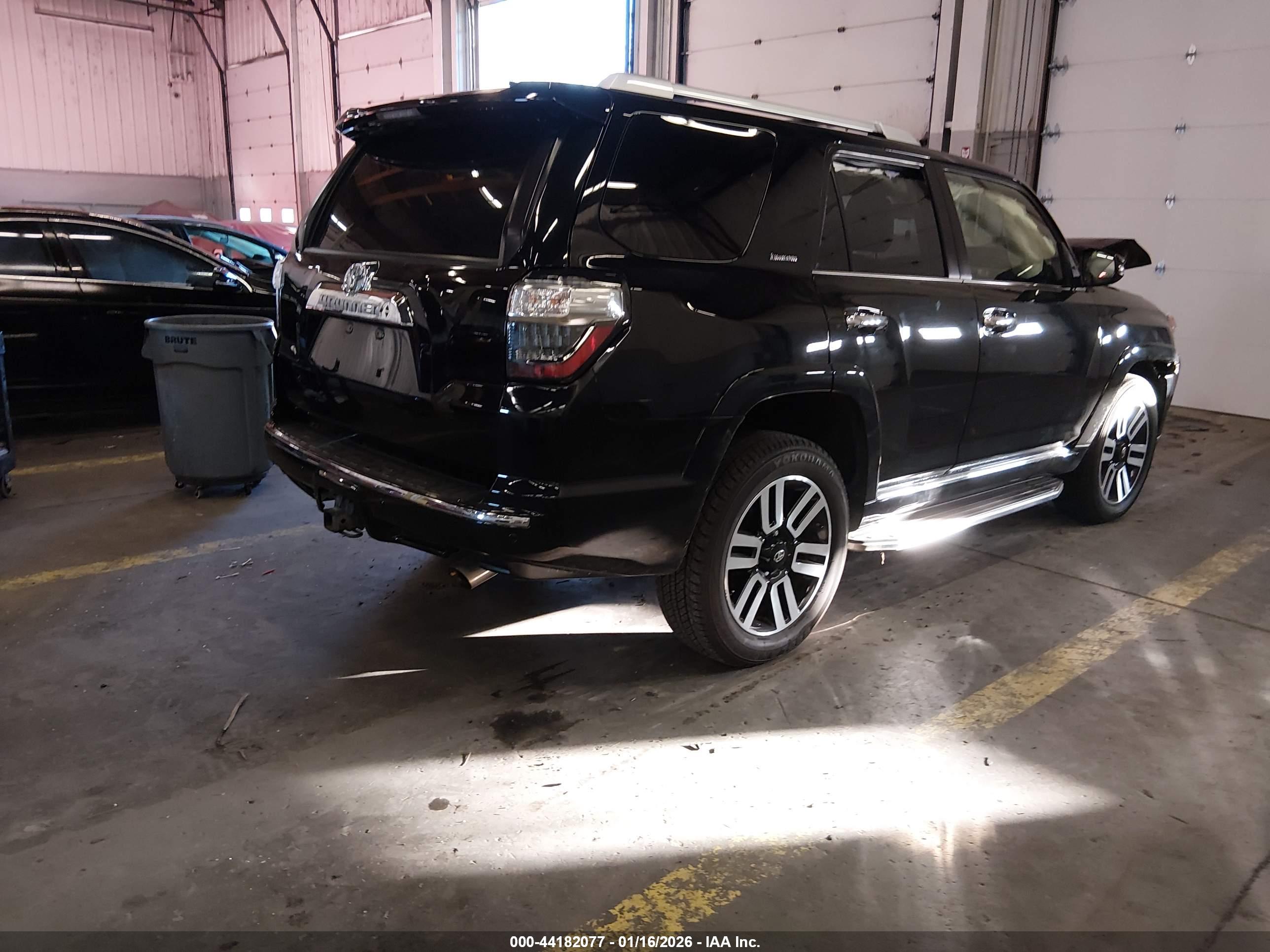 TOYOTA 4RUNNER image 4