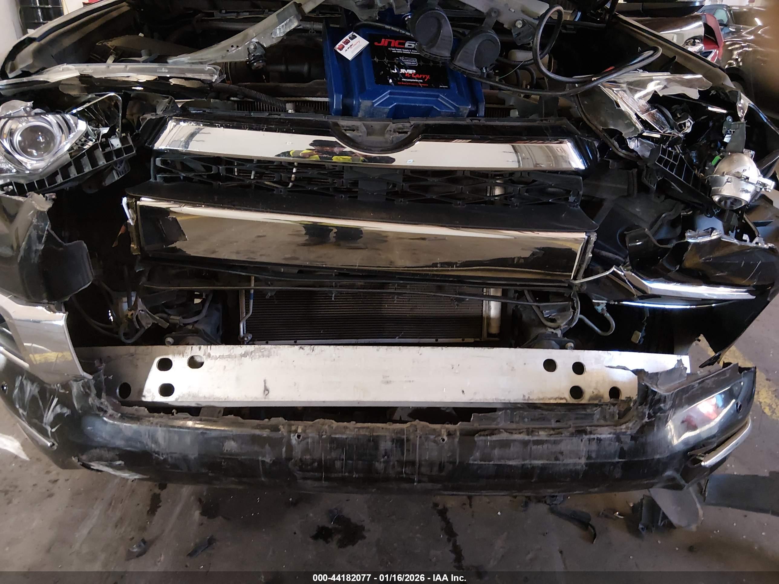 TOYOTA 4RUNNER image 6
