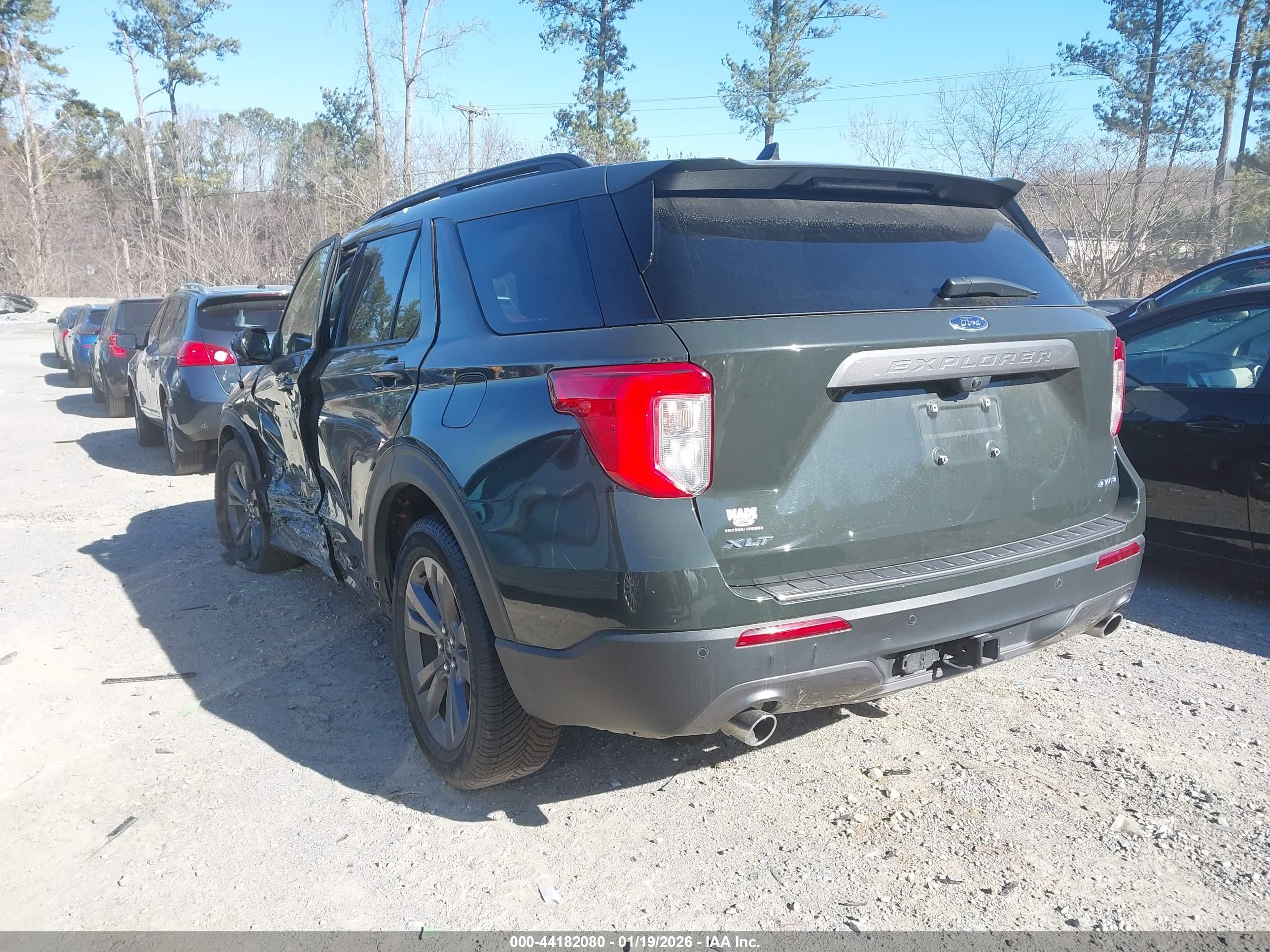 FORD EXPLORER image 3