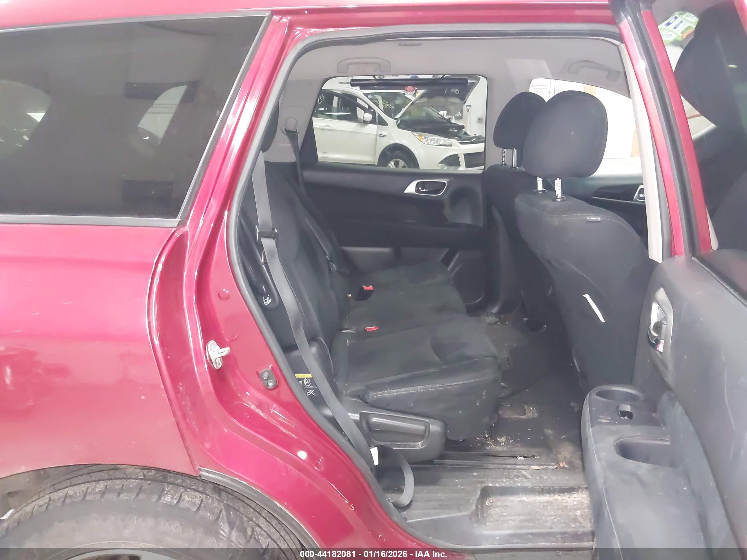 NISSAN PATHFINDER image 8