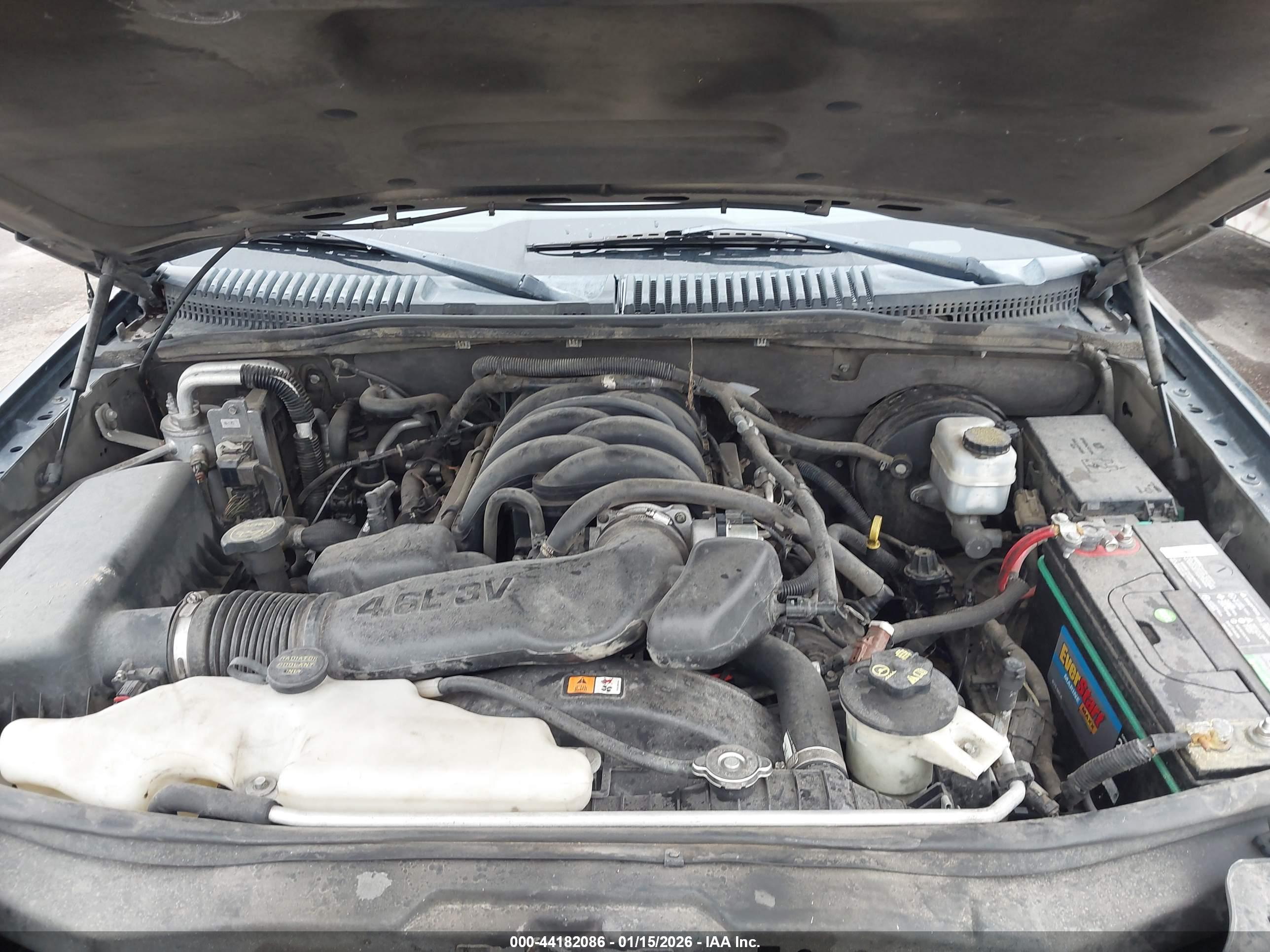 FORD EXPLORER image 10