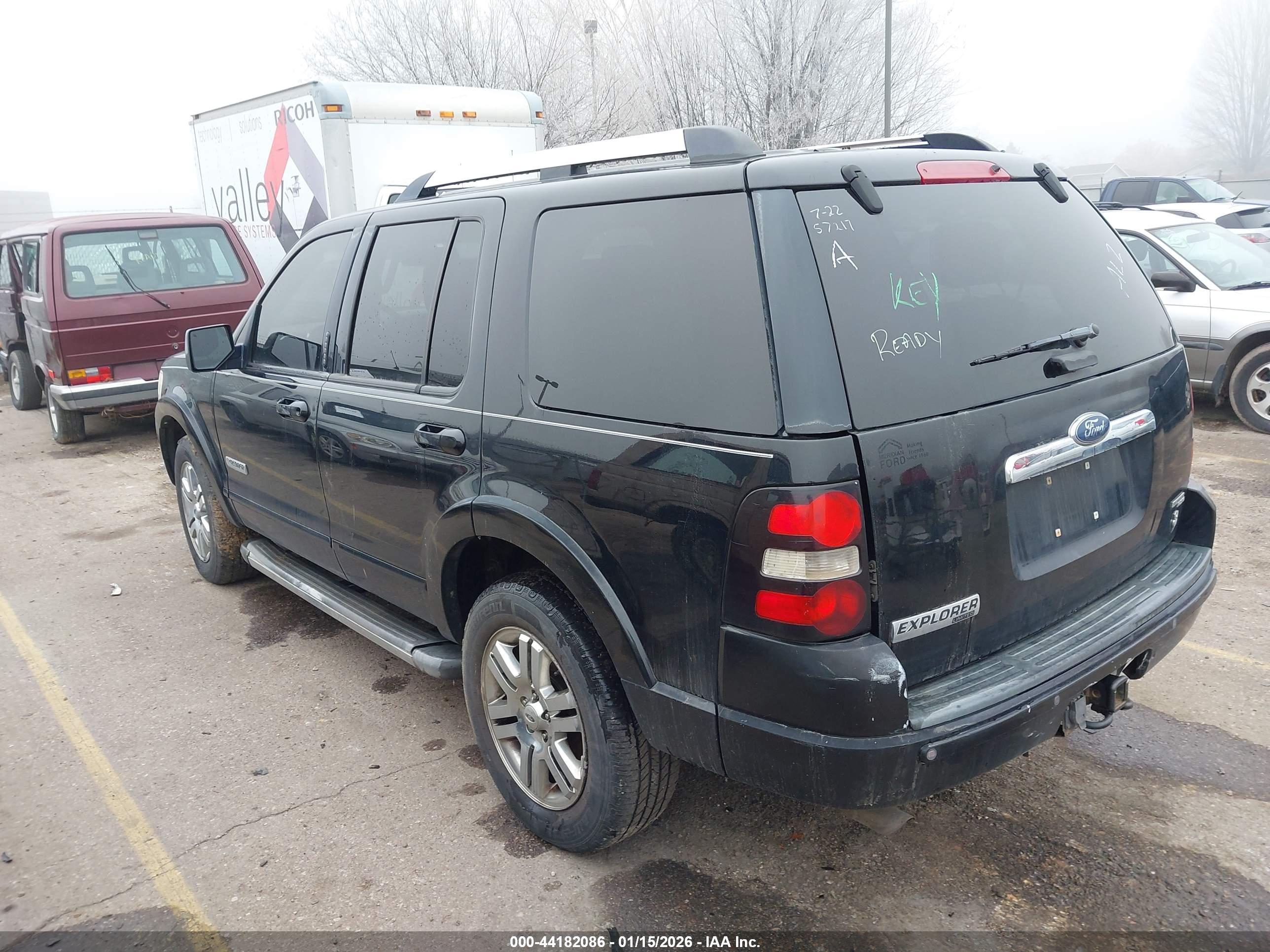 FORD EXPLORER image 3