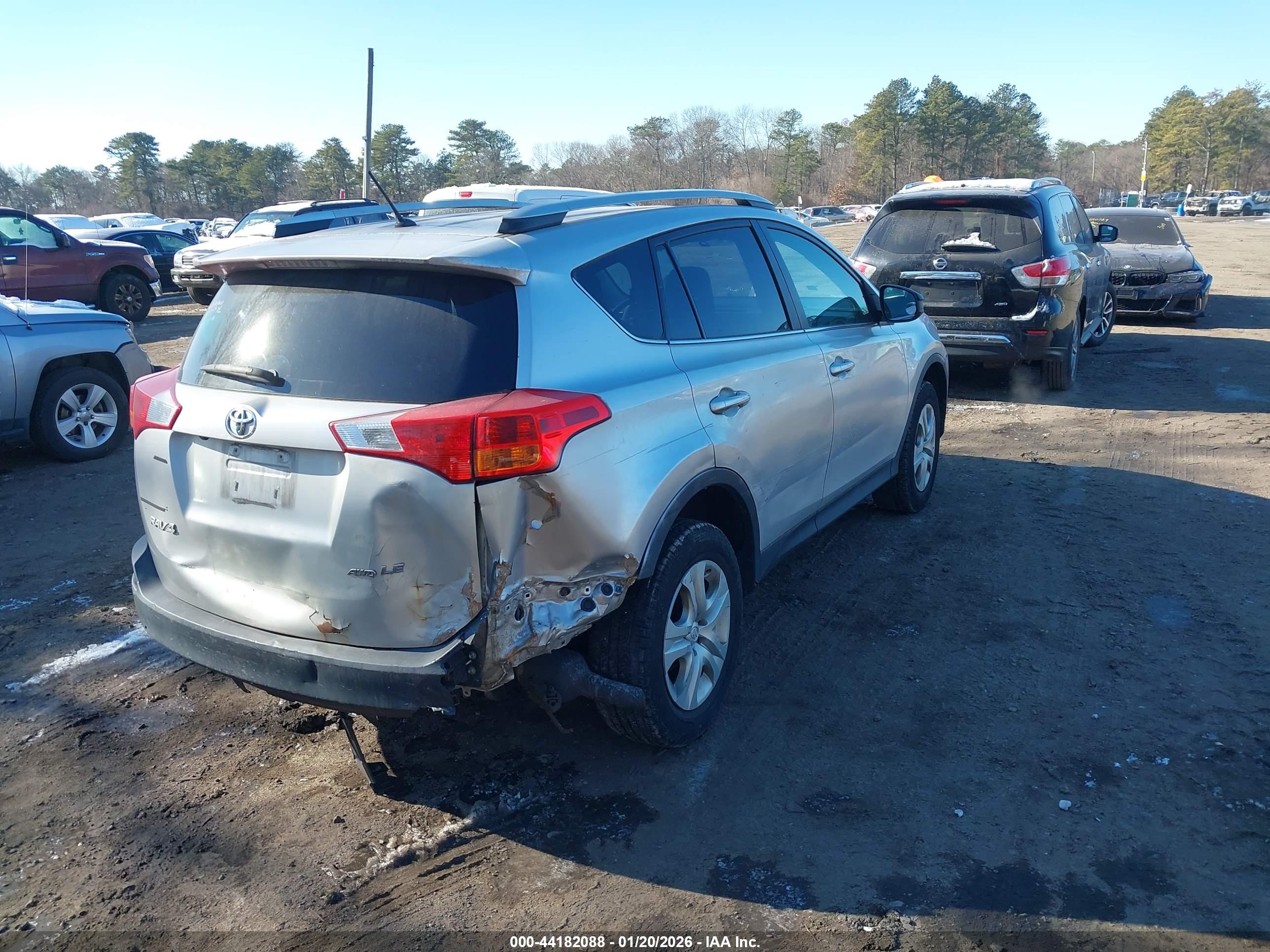 TOYOTA RAV4 image 4