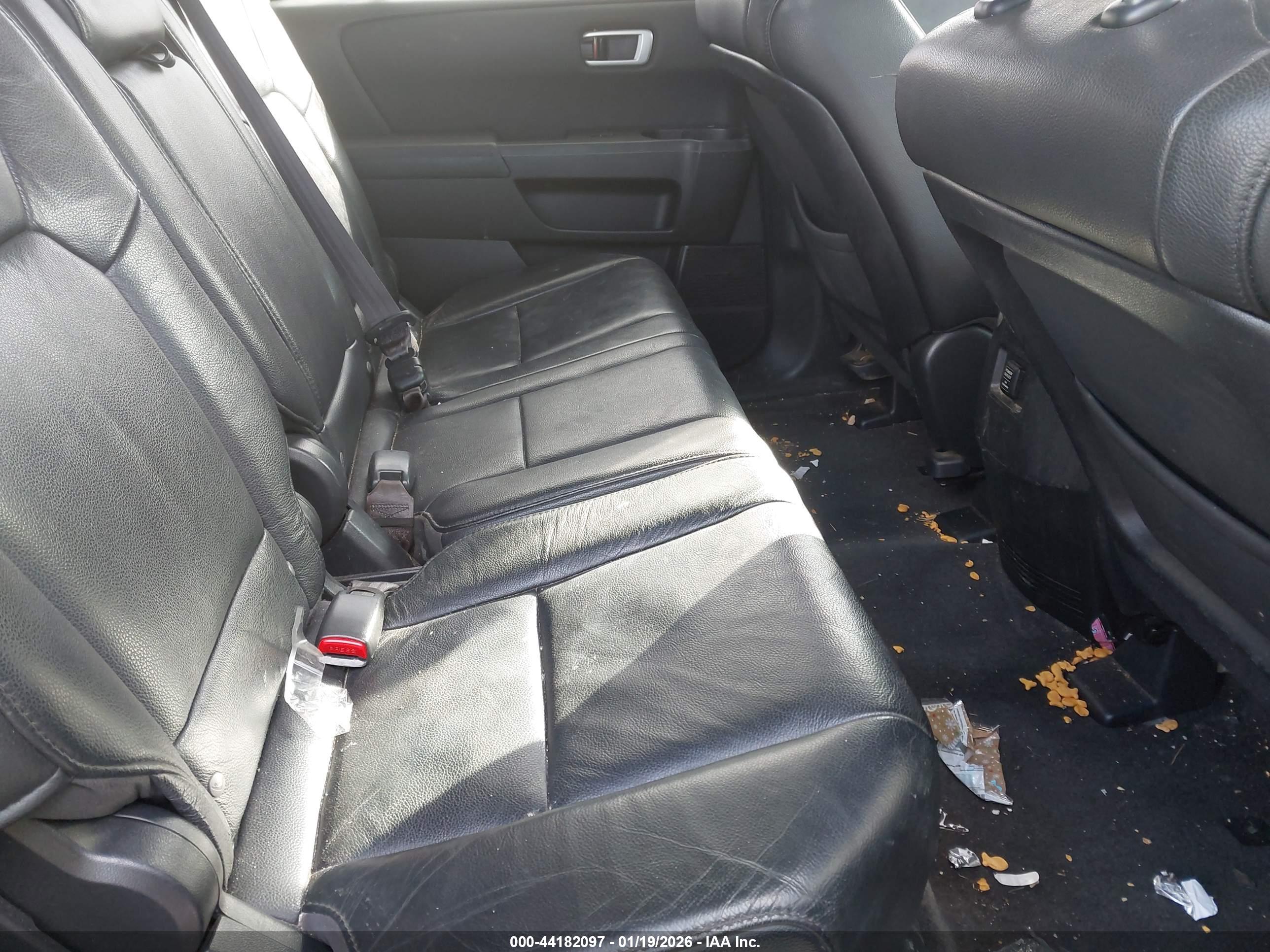 HONDA PILOT image 8