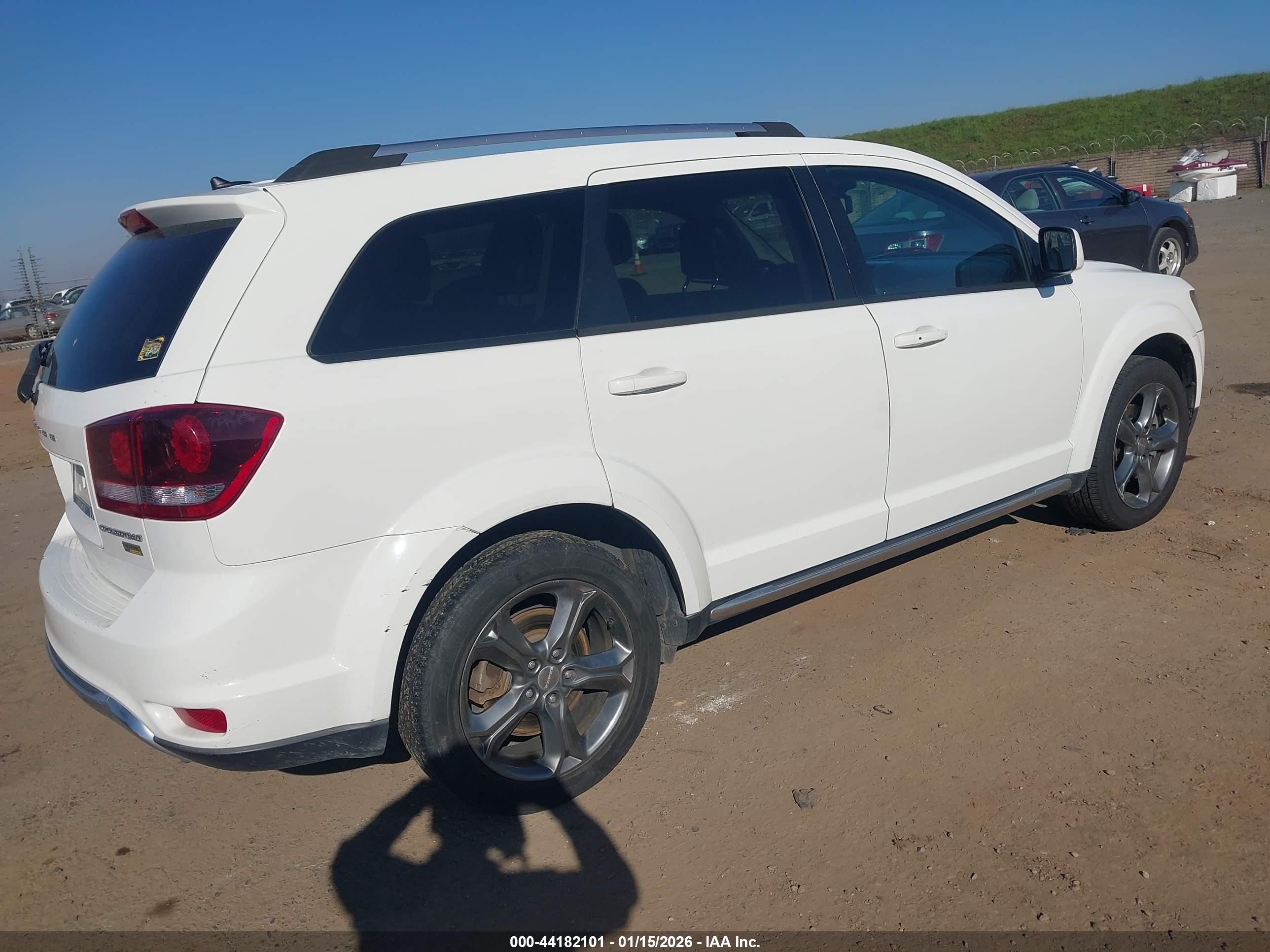 DODGE JOURNEY image 4