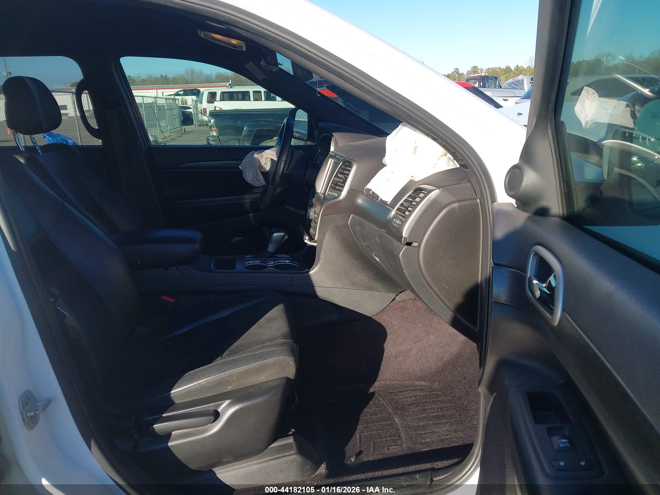 JEEP GRAND image 5