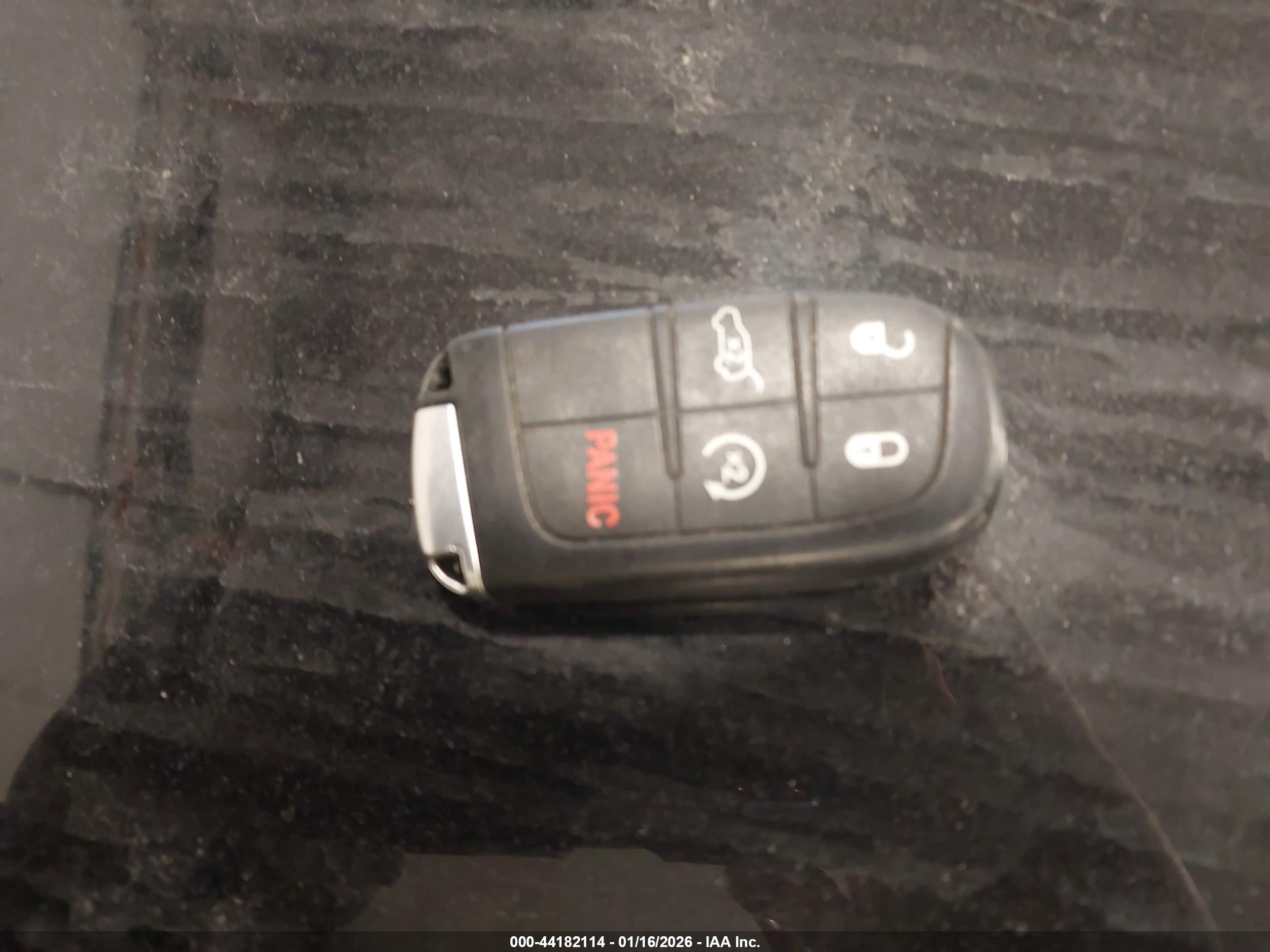 JEEP GRAND image 11