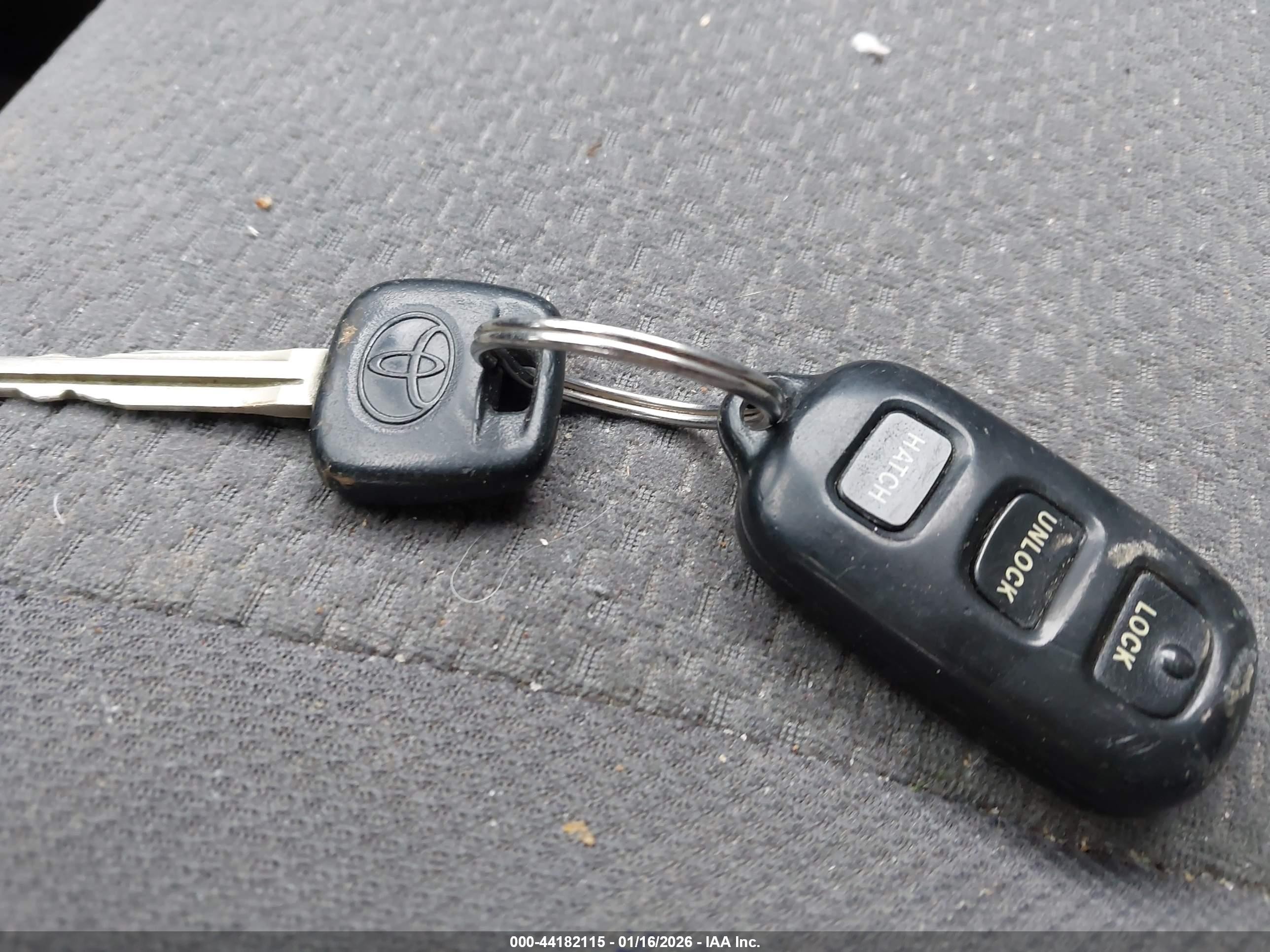 TOYOTA MATRIX image 11