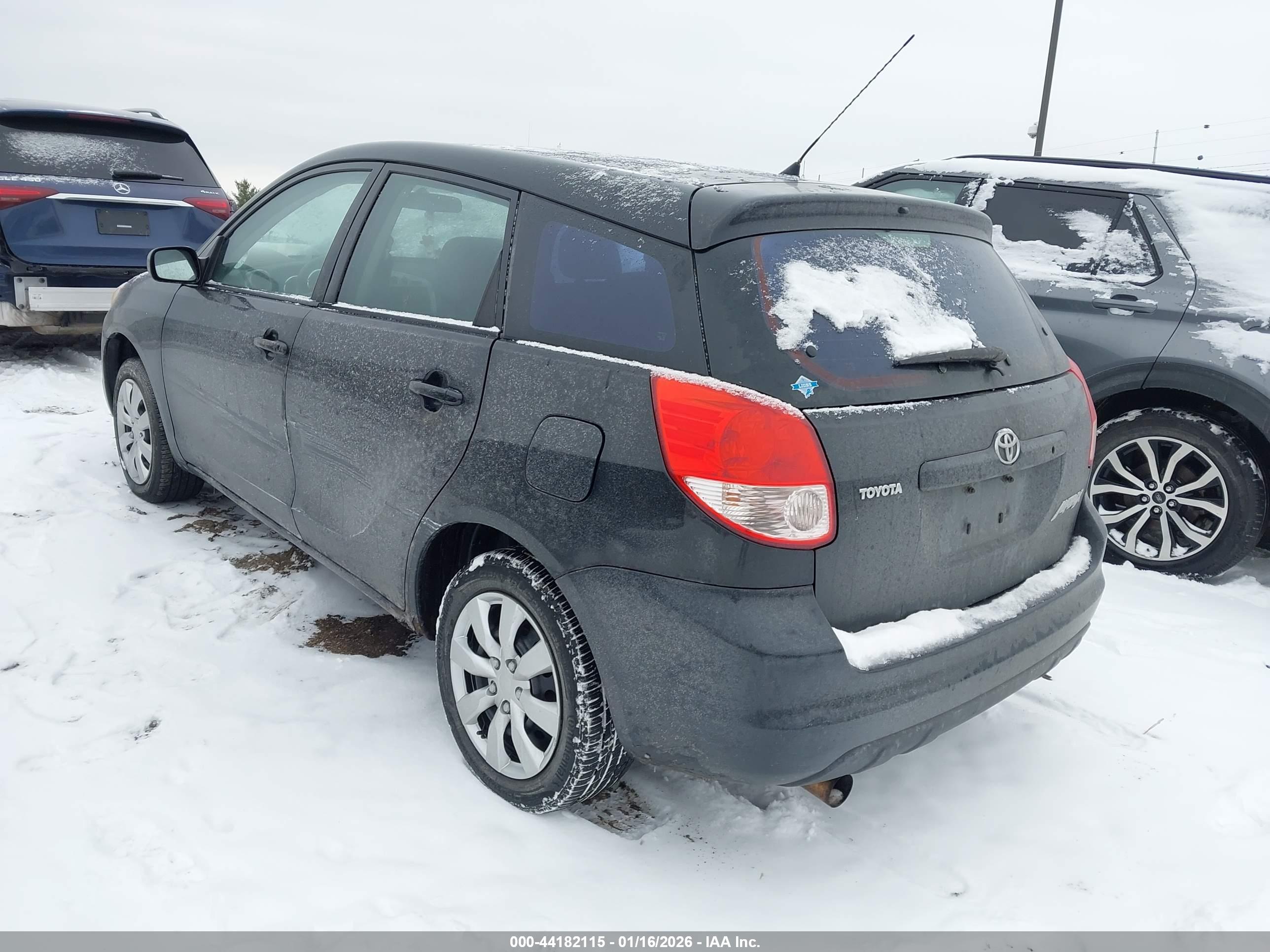 TOYOTA MATRIX image 3