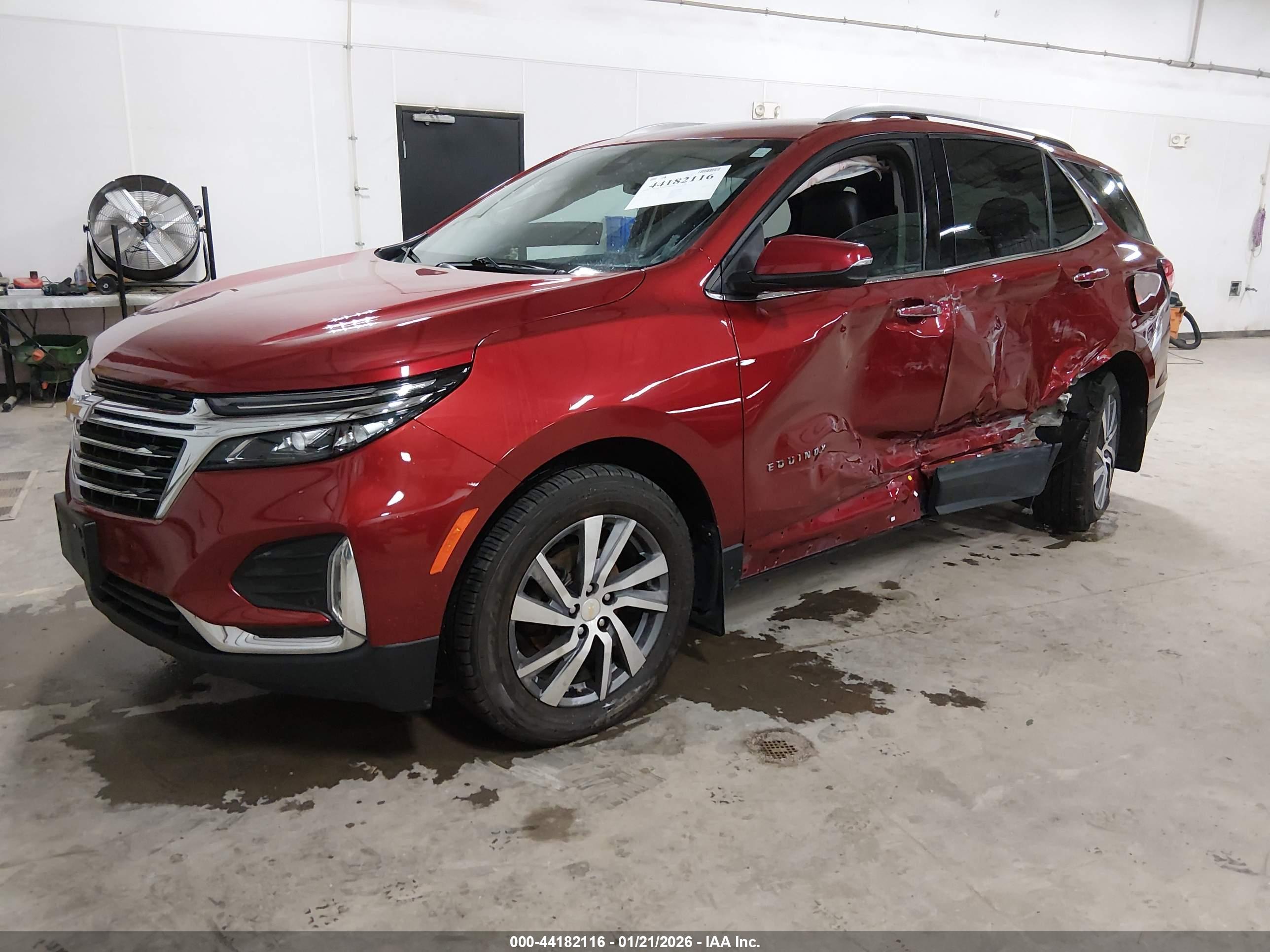 CHEVROLET EQUINOX image 2